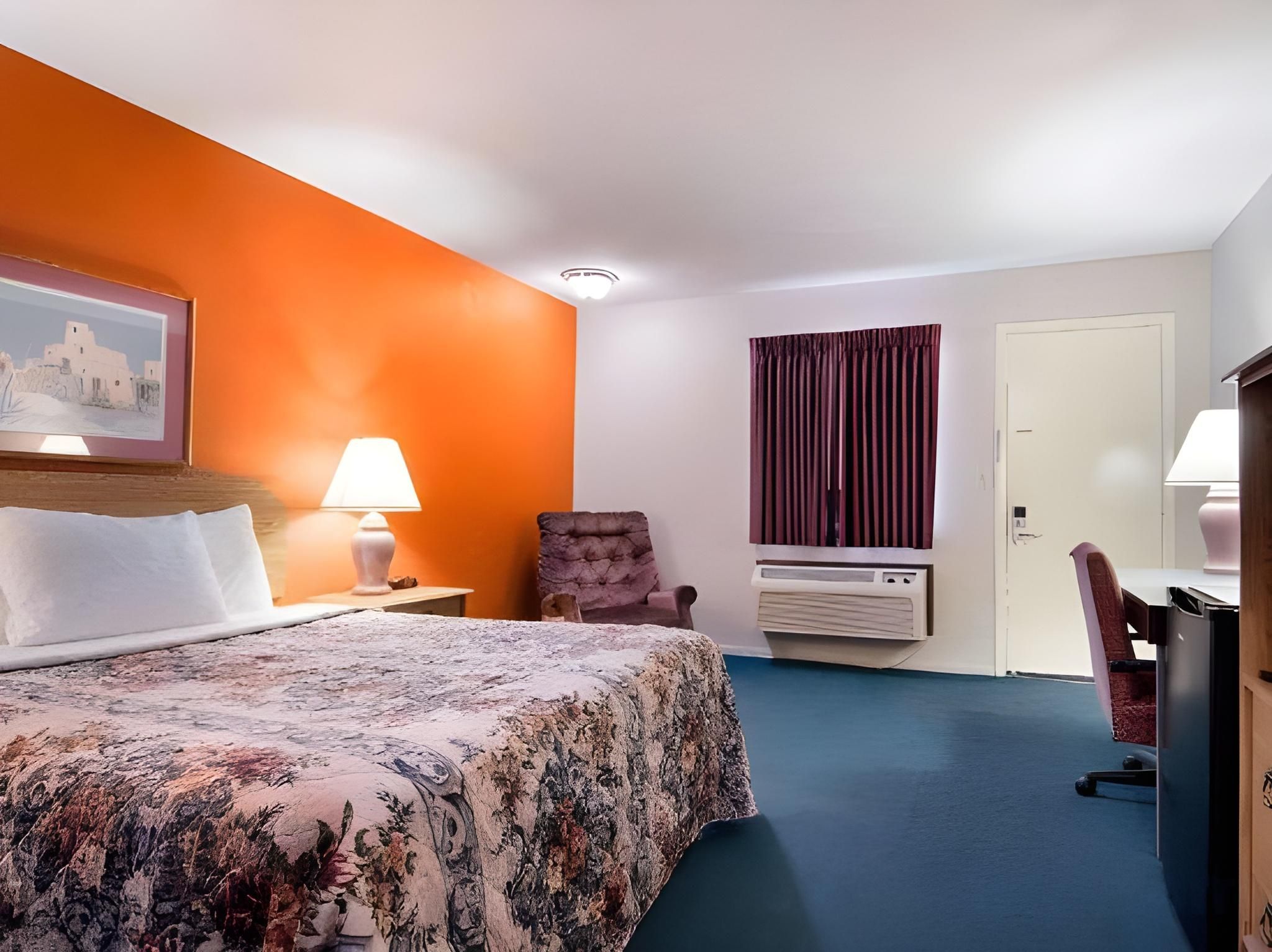 1 Queen Bed Non Smoking