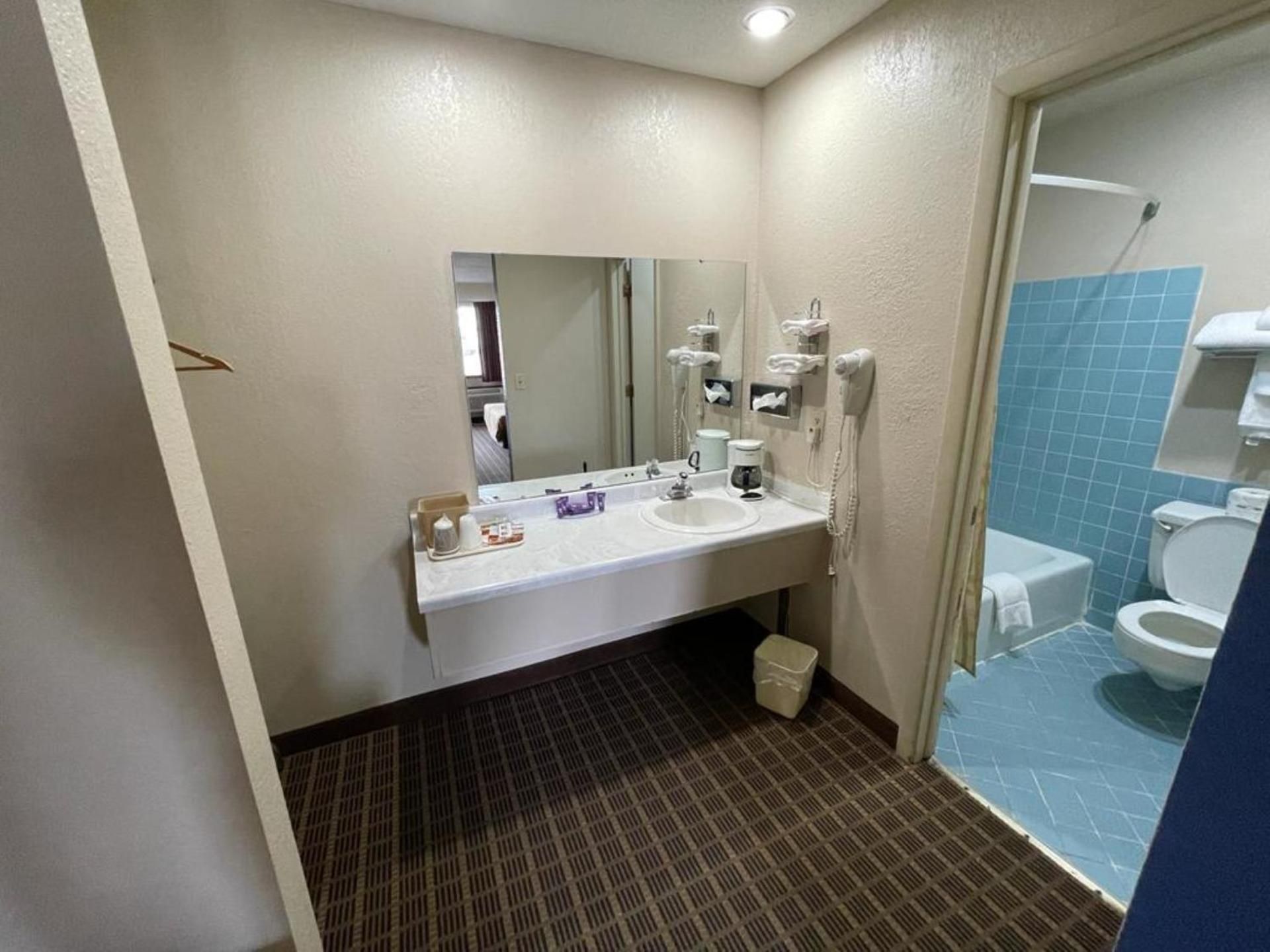 Double Room with Two Double Beds - Non-Smoking