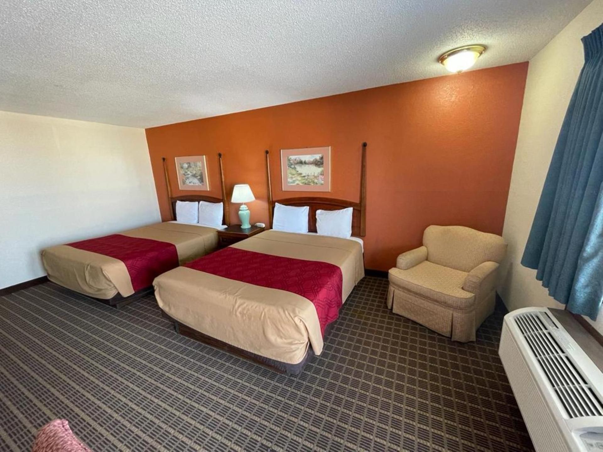 Queen Room with Two Queen Beds - Pool View