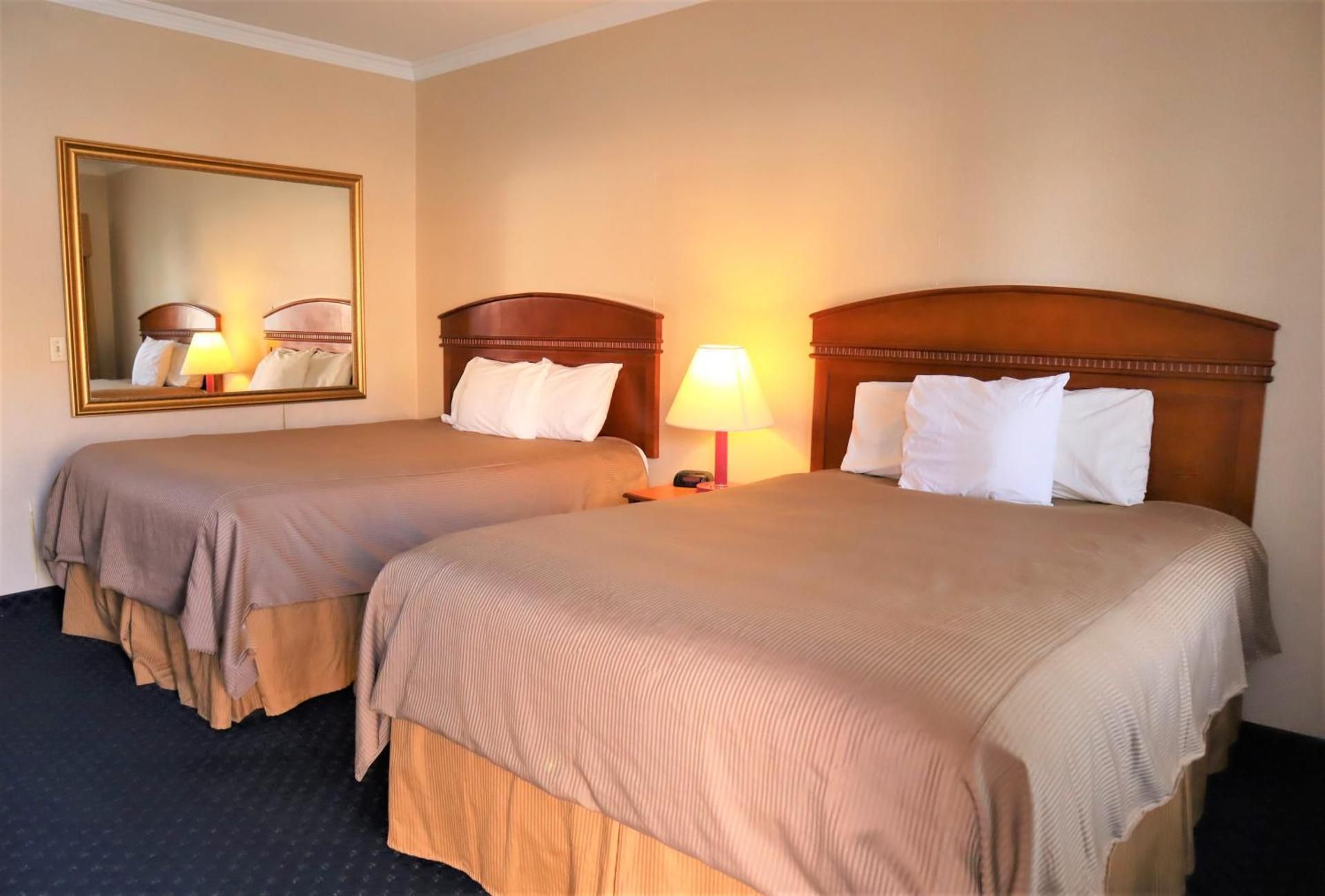 Queen Room with Two Queen Beds - Non-Smoking