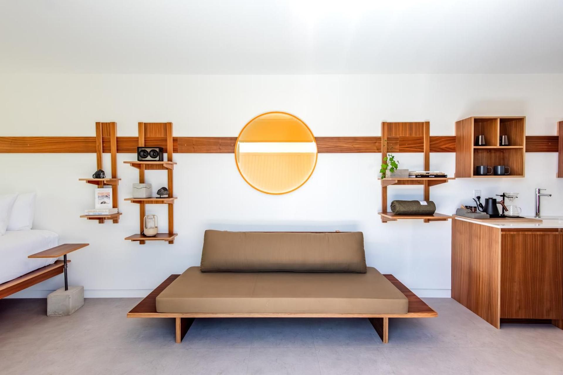 RESET Hotel Joshua Tree Standard King Room 2