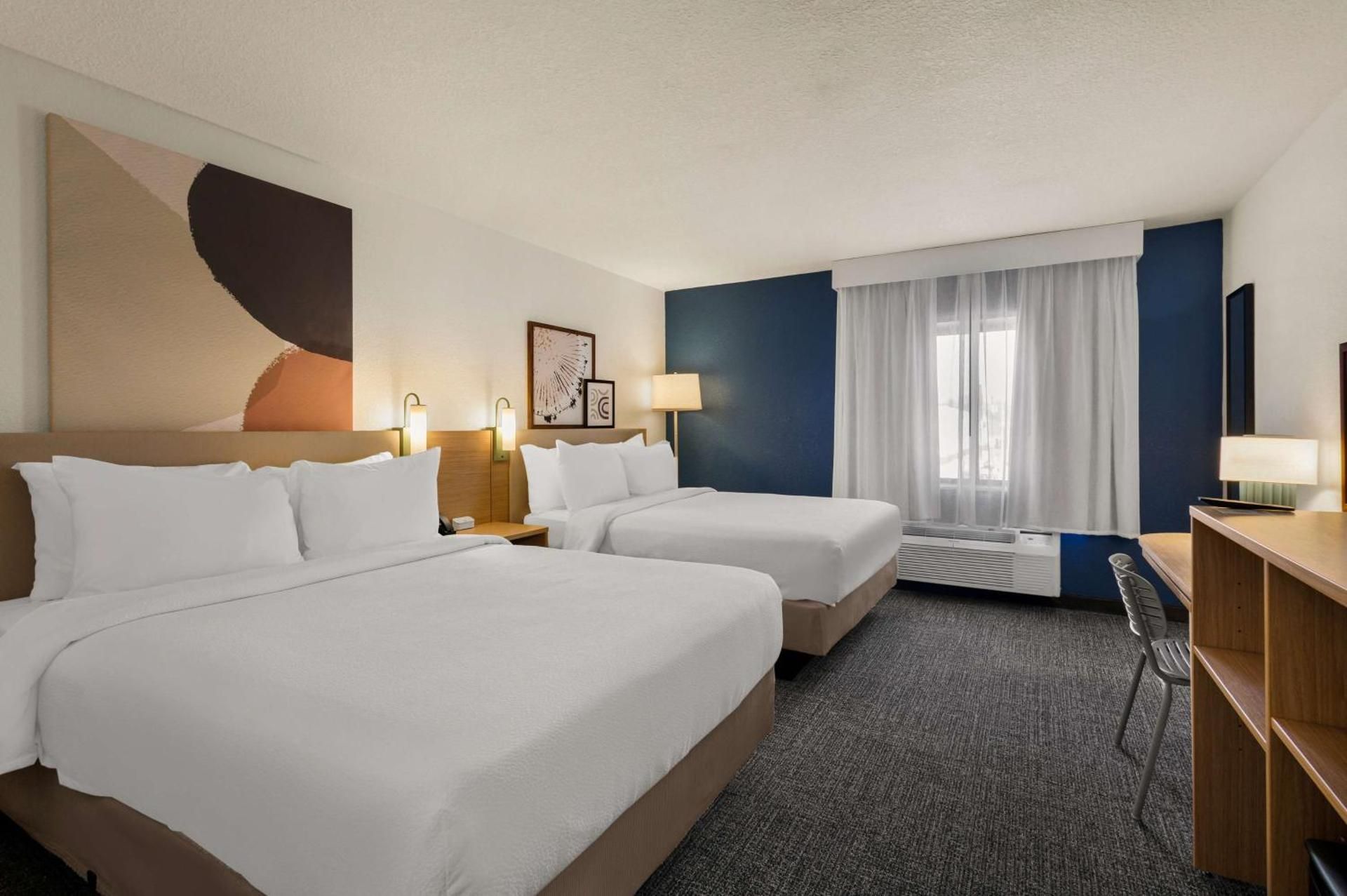 Room with Two Queen Beds - Non-Smoking