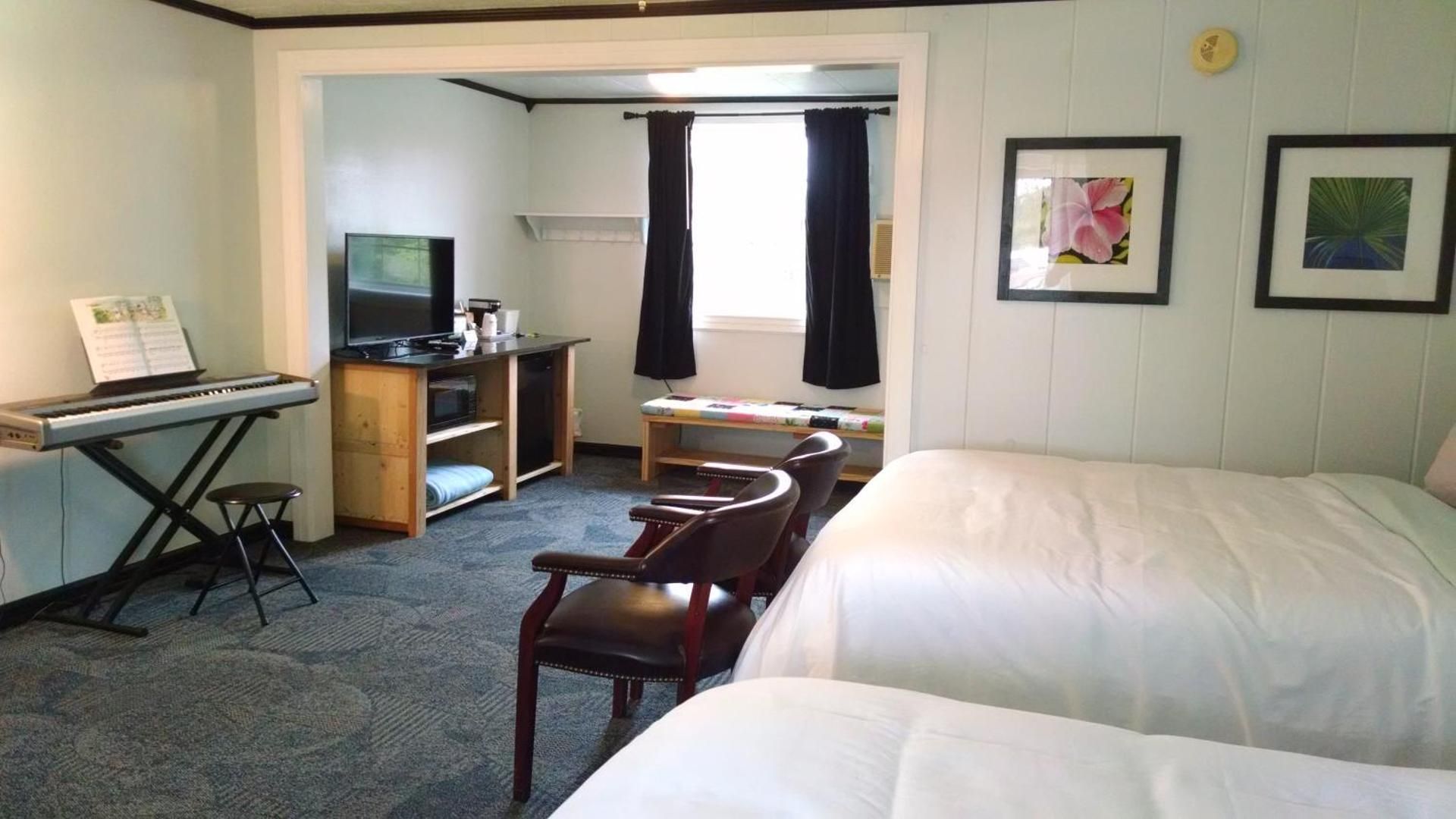 Murray Inn and Art Gallery Junior Suite with Garden View