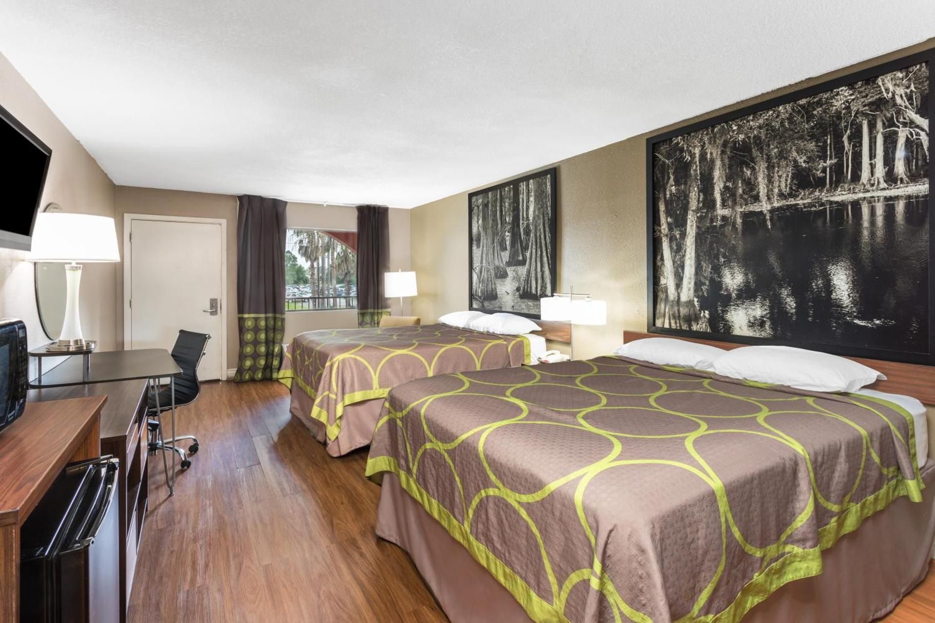 Queen Room with Two Queen Beds - Non-Smoking