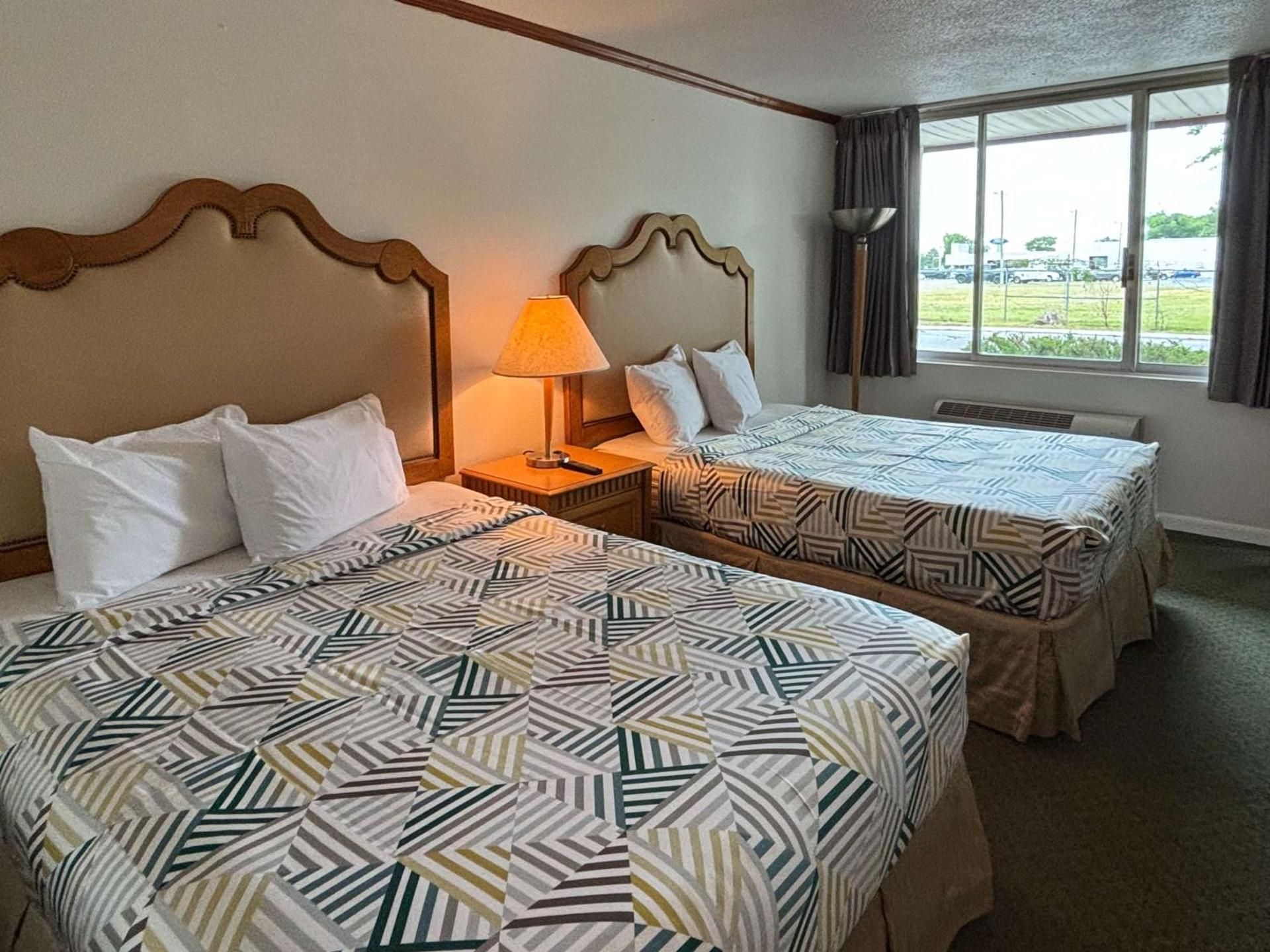 Motel 6 Pocomoke City, MD Double Room with Two Double Beds - Smoking