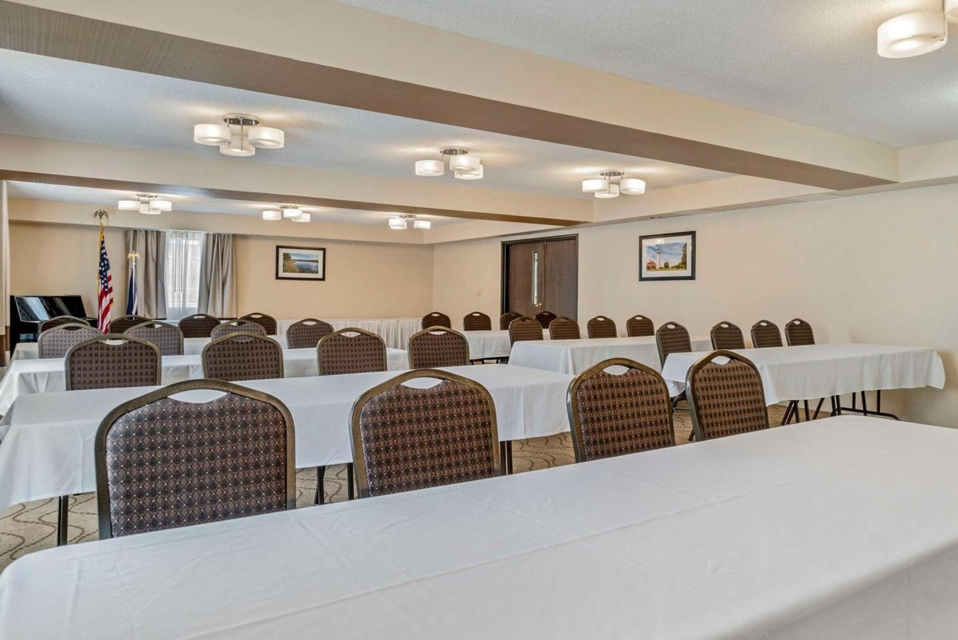 meeting room / ballrooms