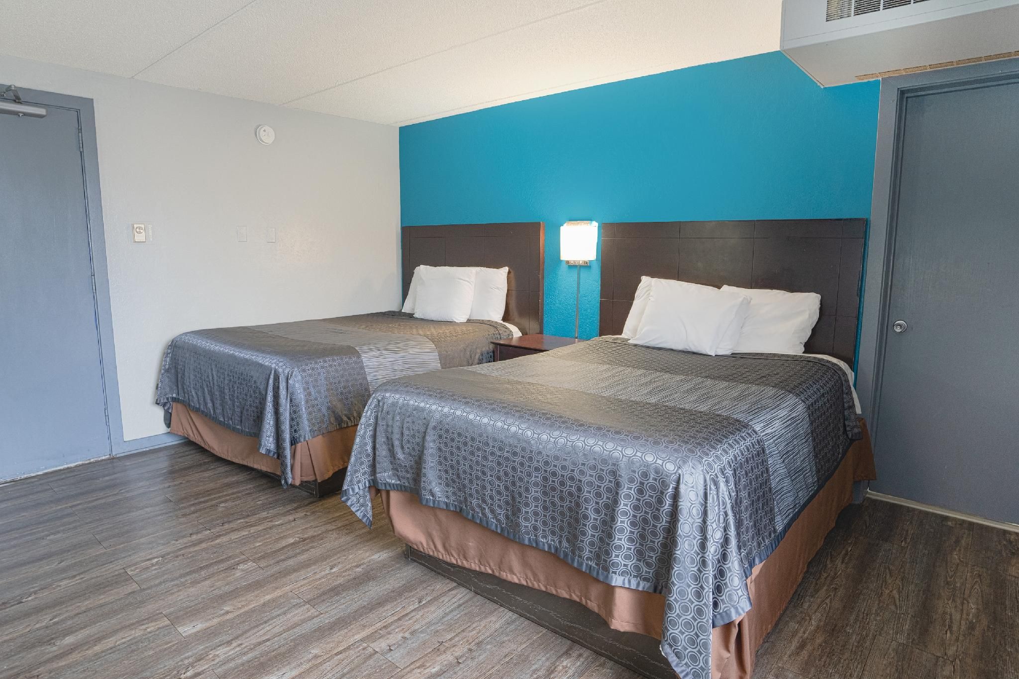 Executive Inn By Belvilla Owatonna Hwy 35 2 Queen Beds Non-Smoking 2