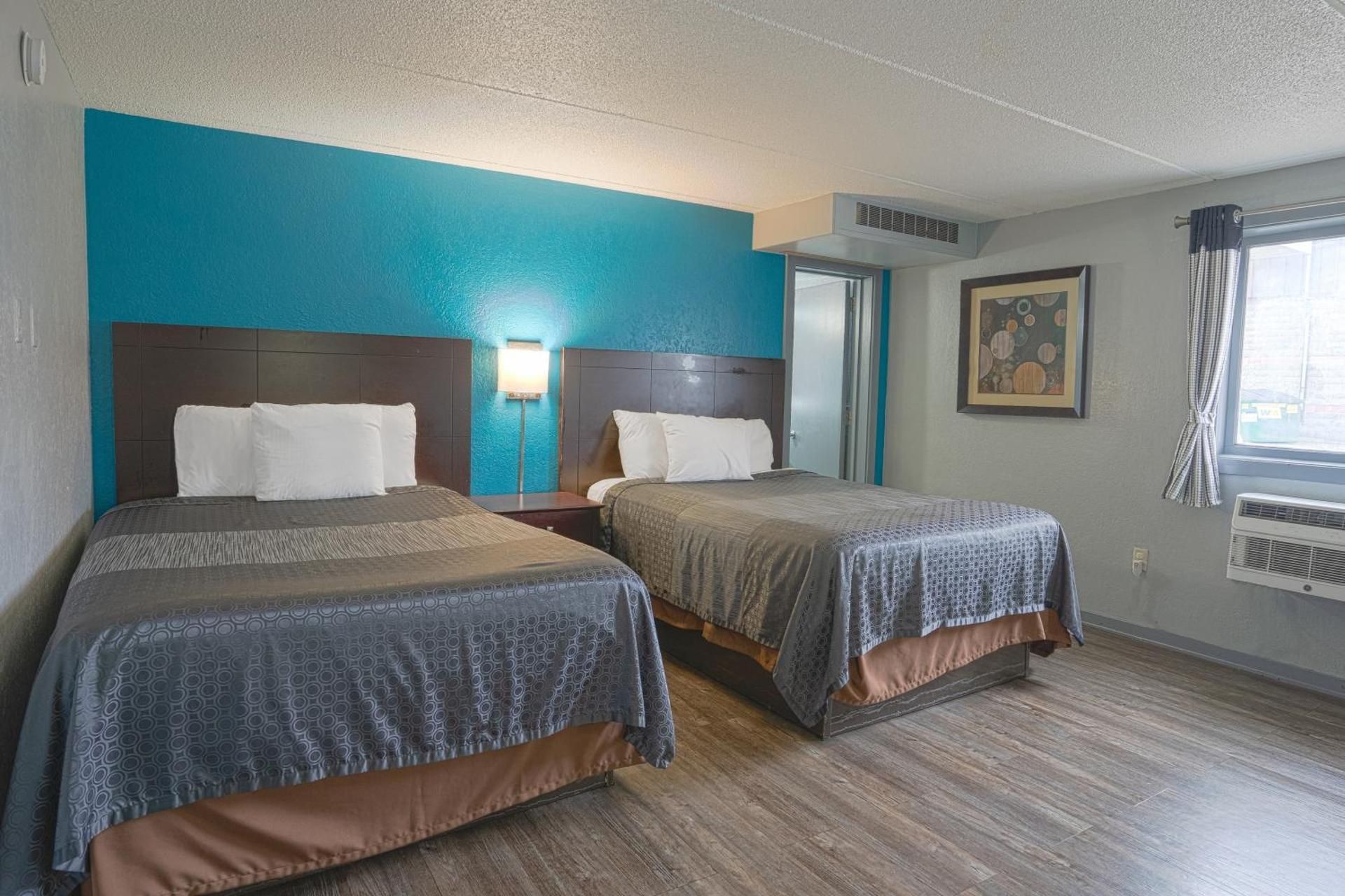 Executive Inn By Belvilla Owatonna Hwy 35 2 Queen Beds Non-Smoking