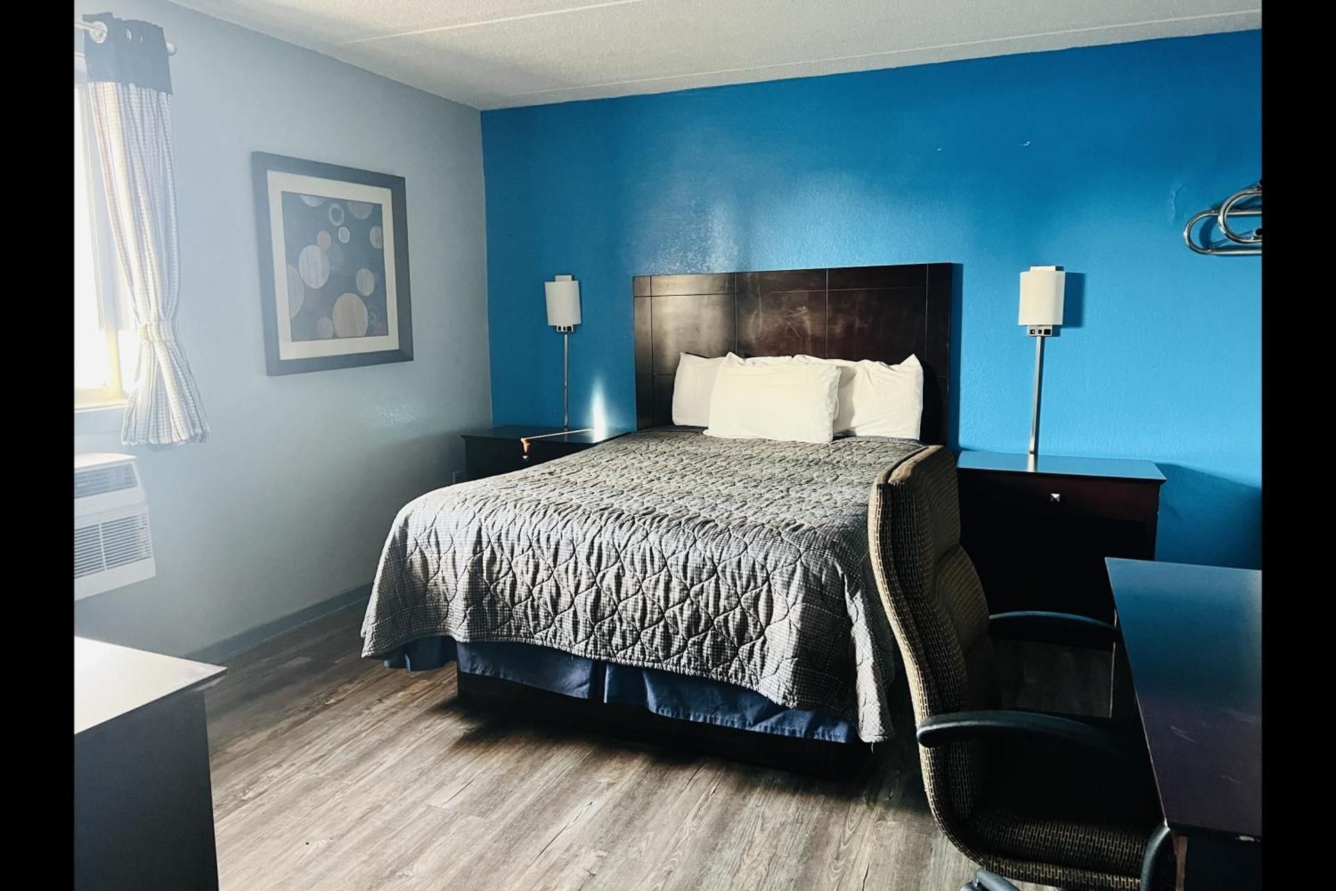 Executive Inn By Belvilla Owatonna Hwy 35 Queen Bed Non-Smoking