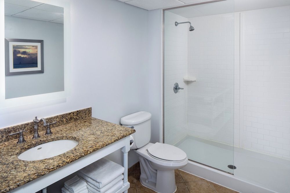 Ashworth Ocean Front, 1 King Bed, Balcony