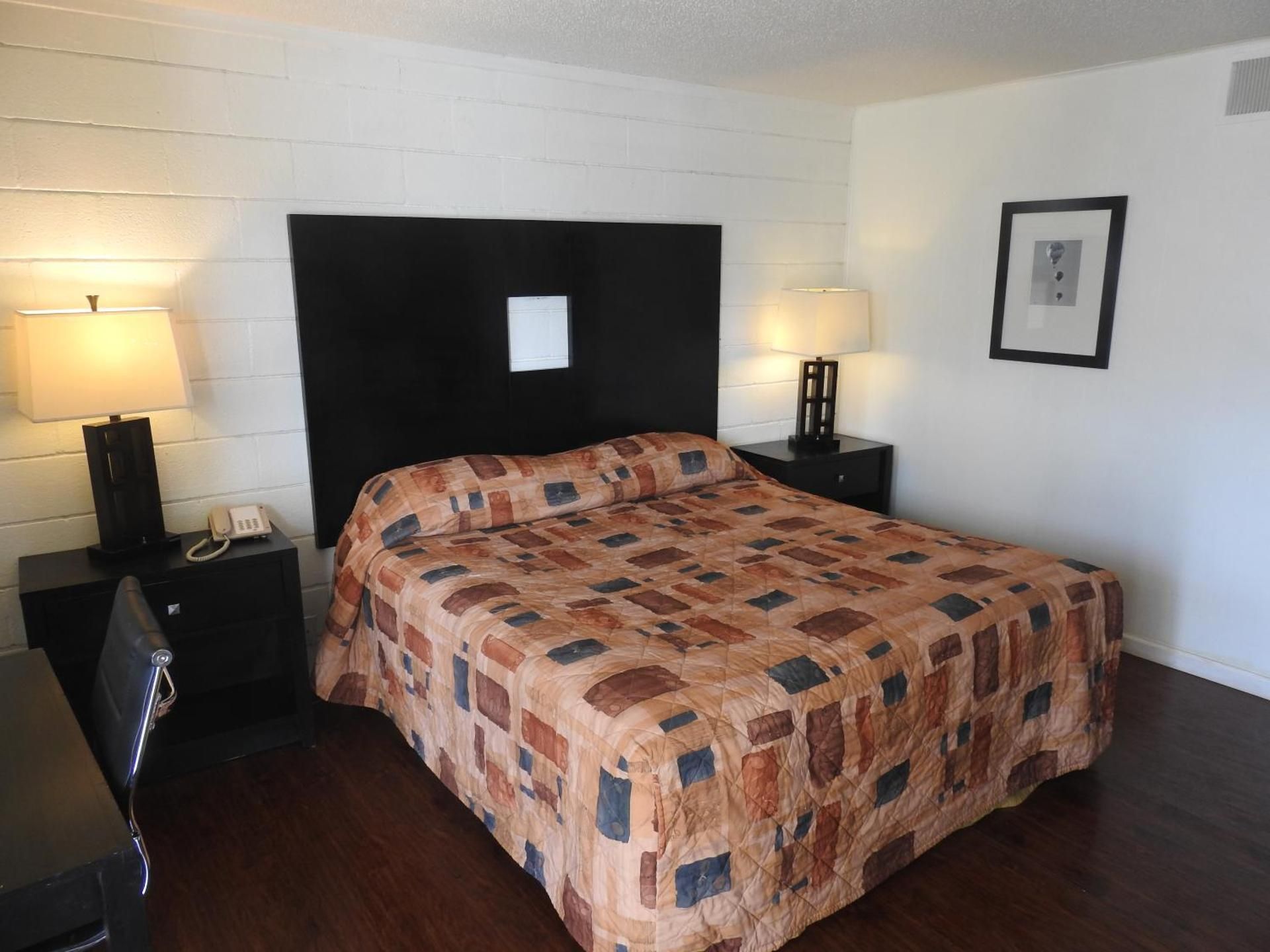 Queen Room