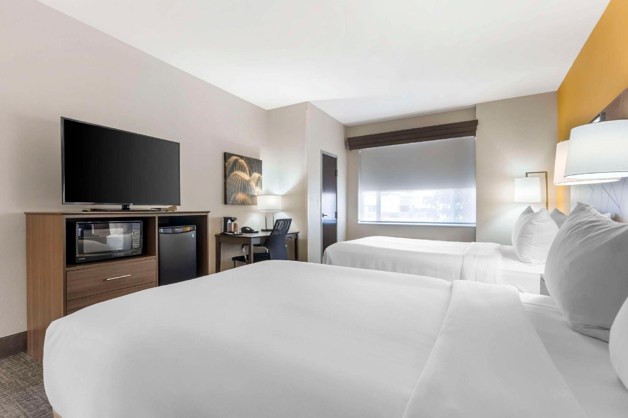 Comfort Inn 2 Queen Beds, Nonsmoking, Accessible 2