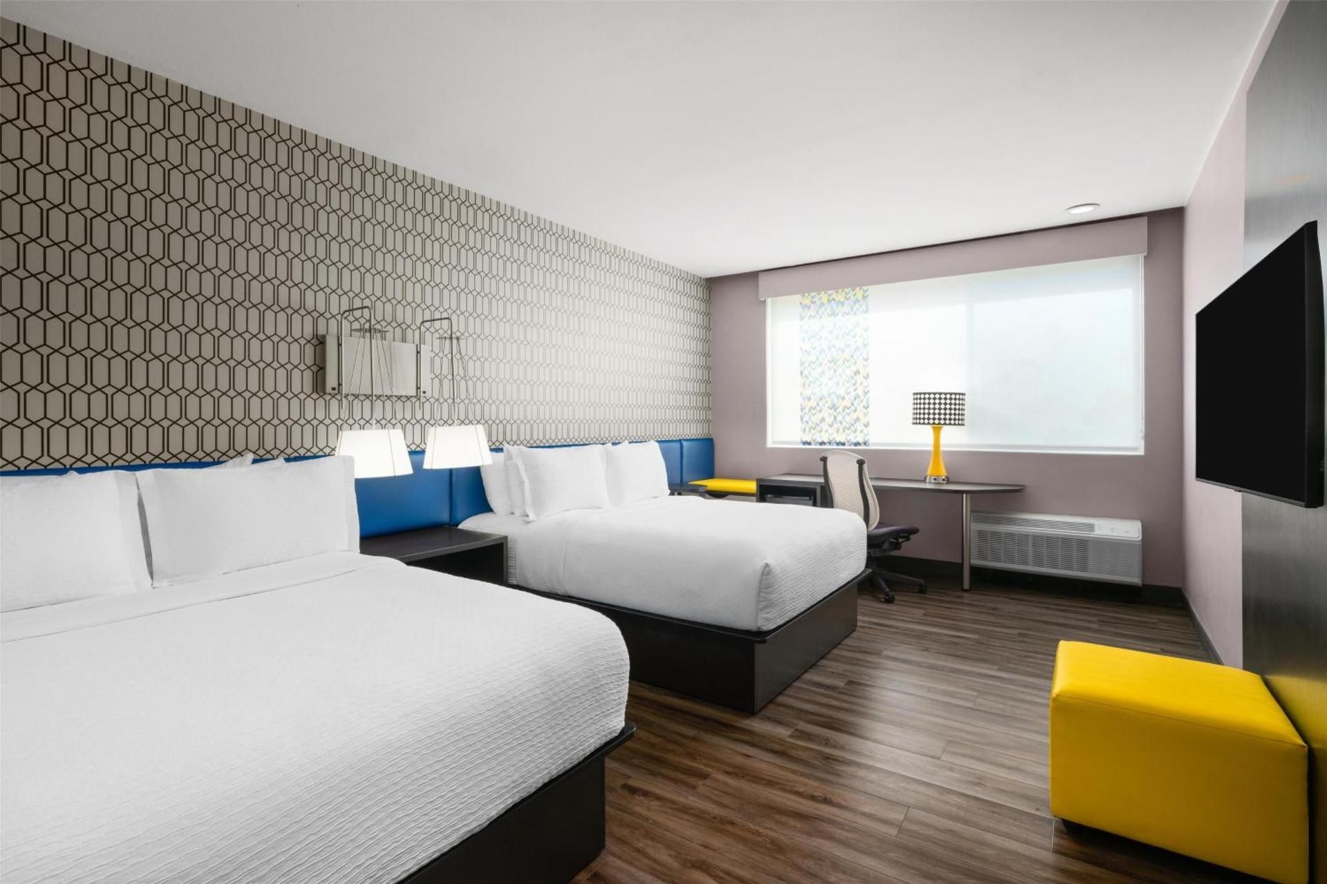 Deluxe Queen Room with Two Queen Beds