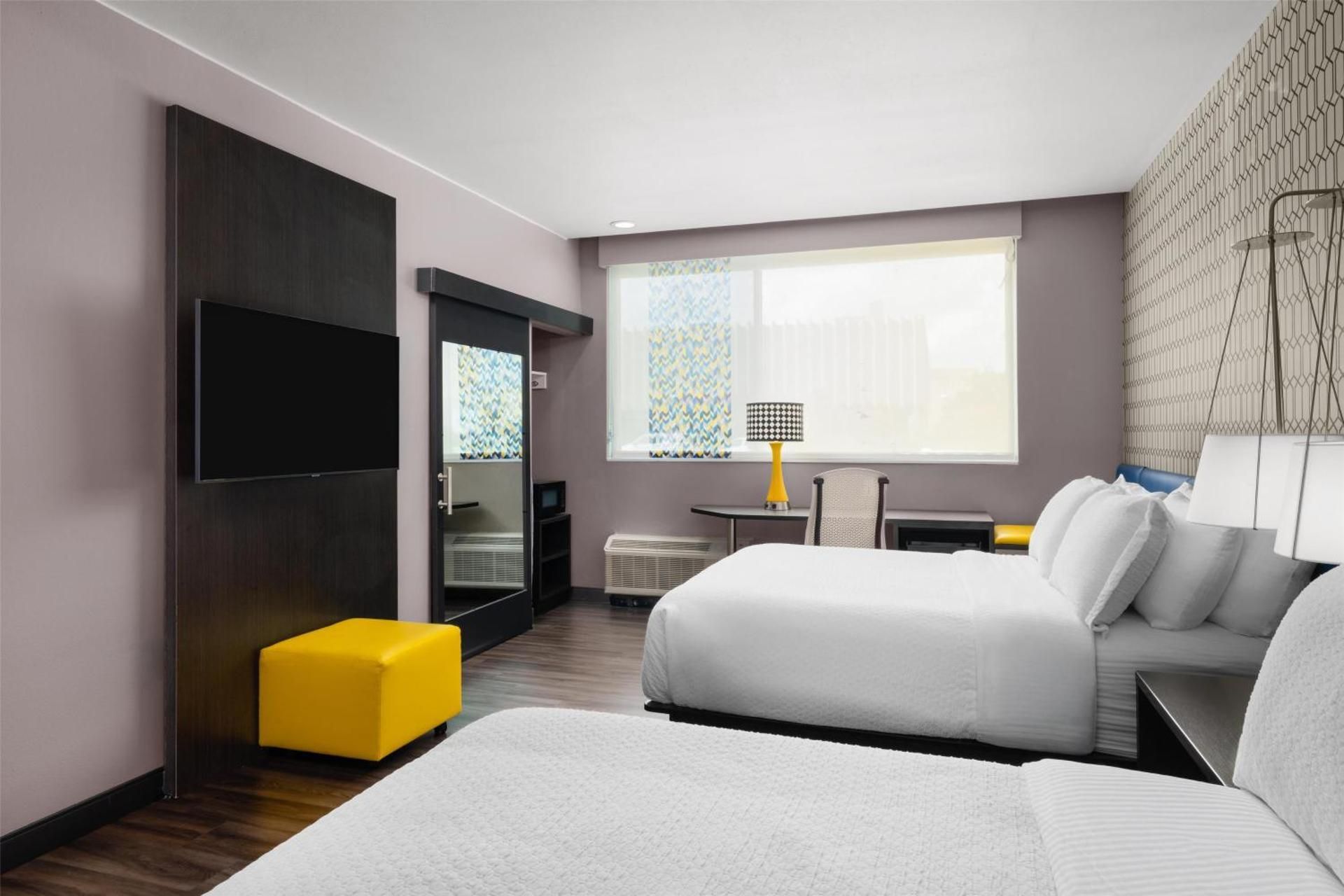2 queen beds, non-smoking, communication assistance, signature gel top mattress, microwave and refri