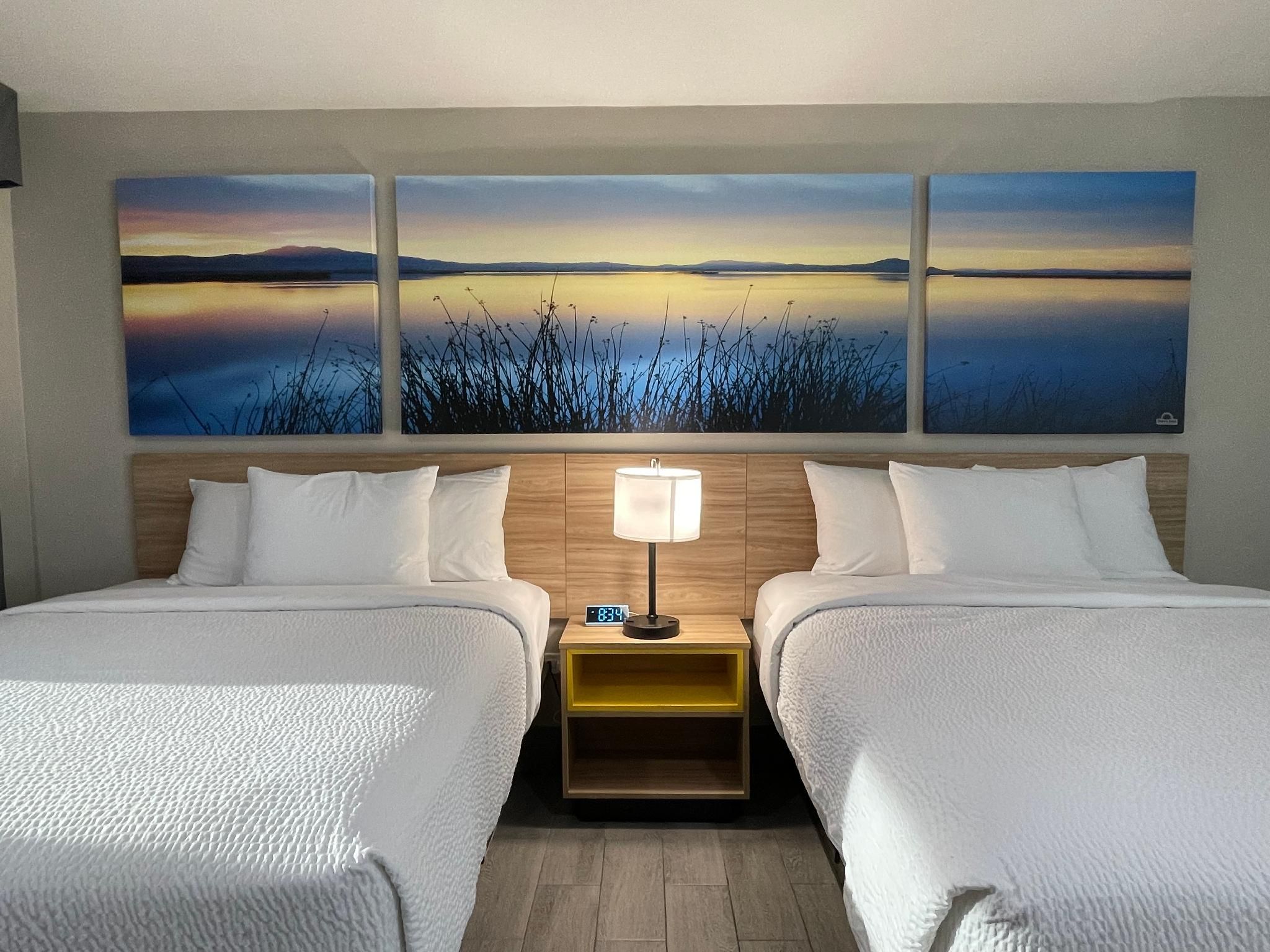 Days Inn by Wyndham Sulphur Springs 2 Queen Beds, Non-Smoking