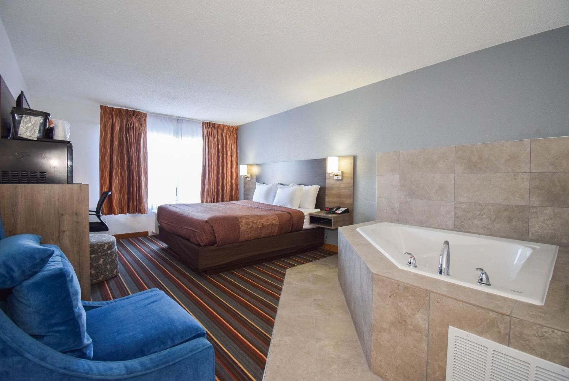 King Room with In-Room Whirlpool - Non Smoking