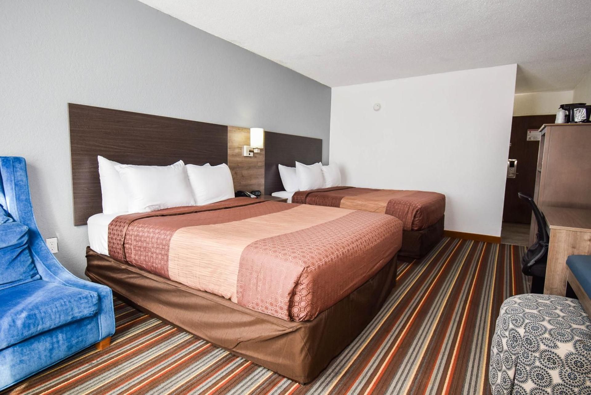 Standard Queen Room with Two Queen Beds - Non Smoking/Pet Friendly