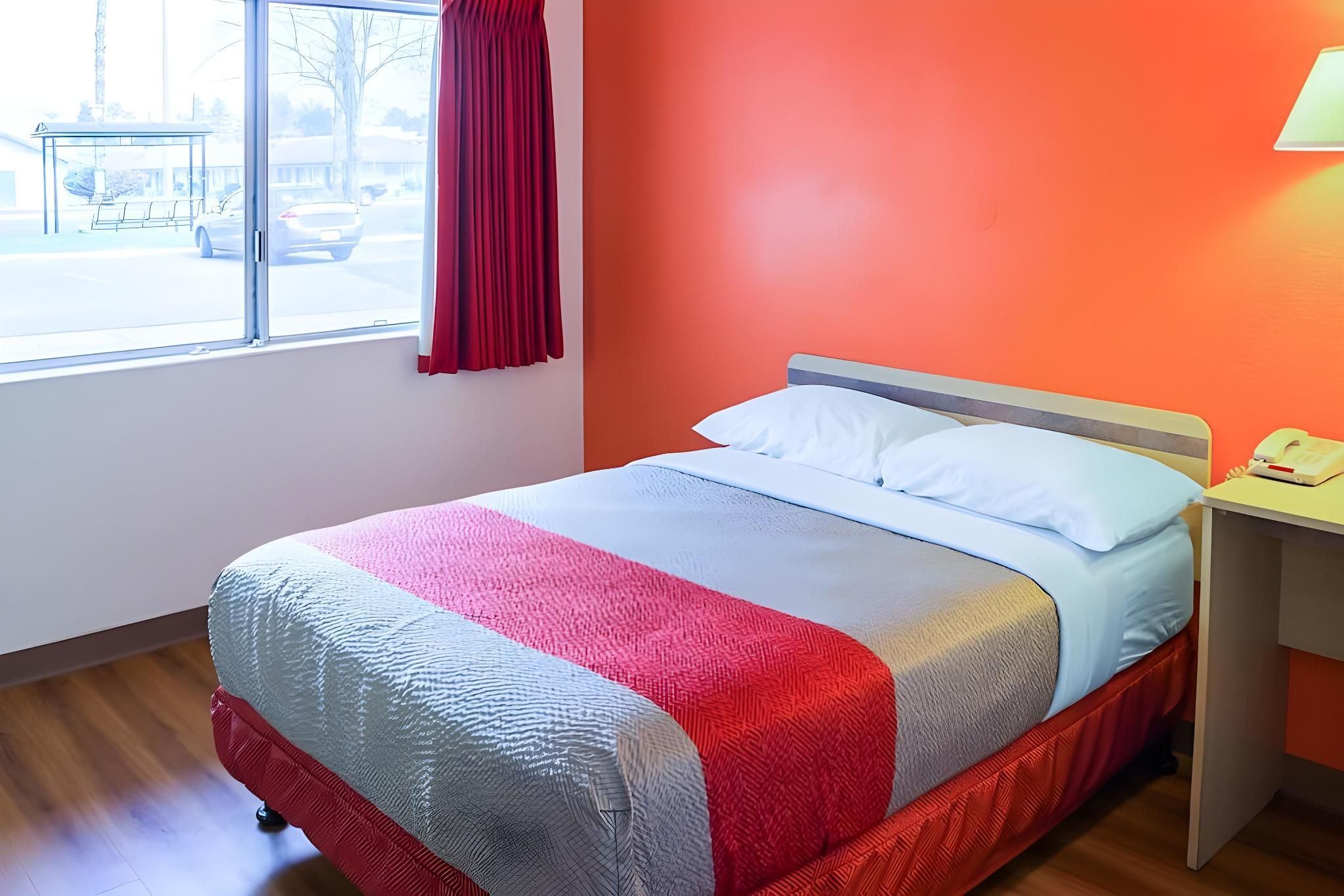 1 Full Bed | ADA/RI Shower