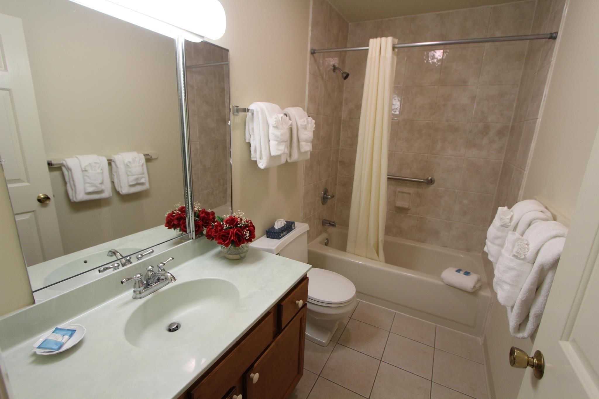 2 Bedroom 1 Bath Suite Non-Smoking