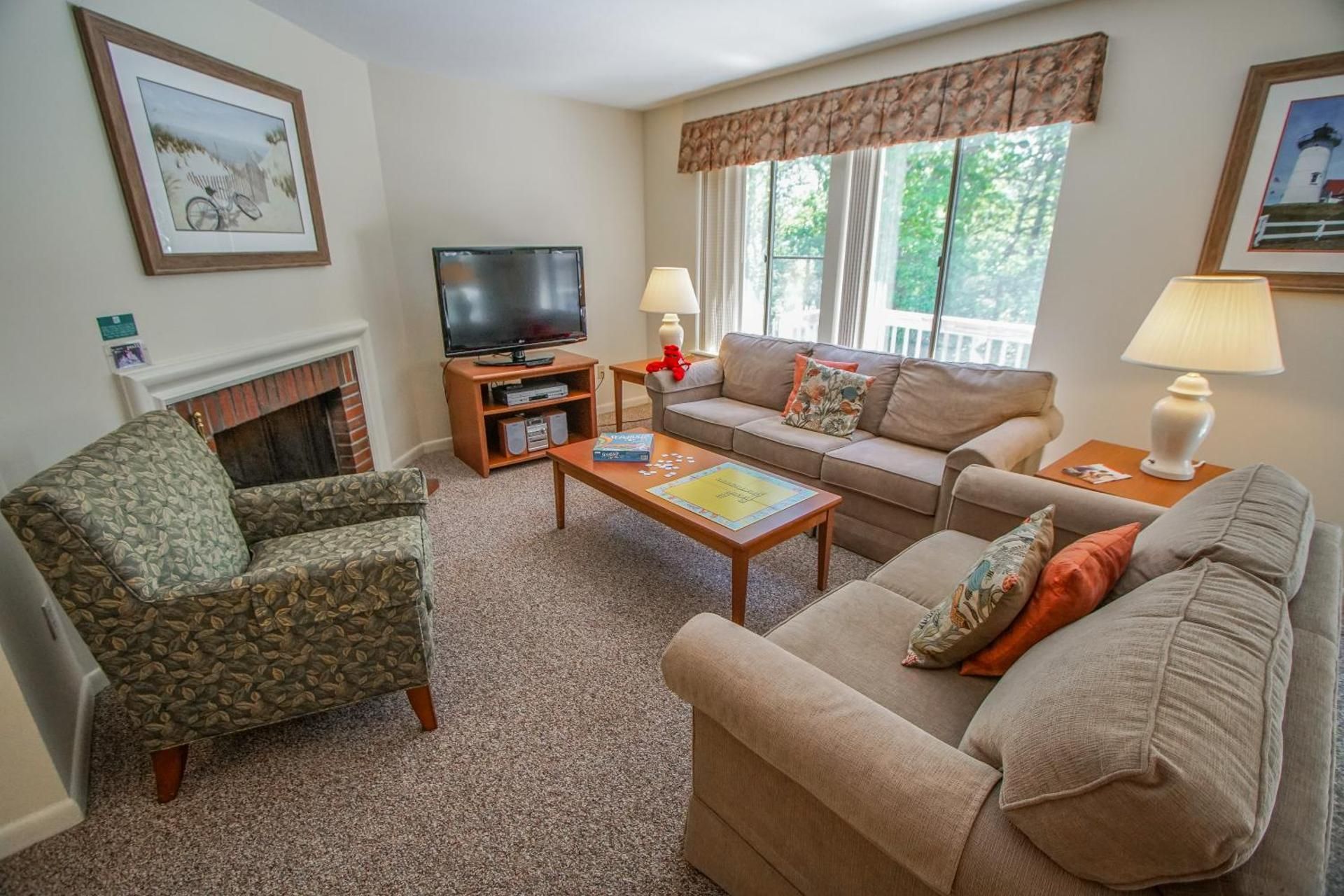 Two-Bedroom Suite (6 Adults)