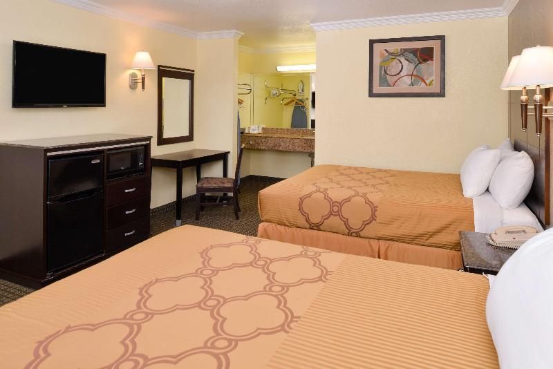 Best Western Plus Rialto 2 Queen Beds 2