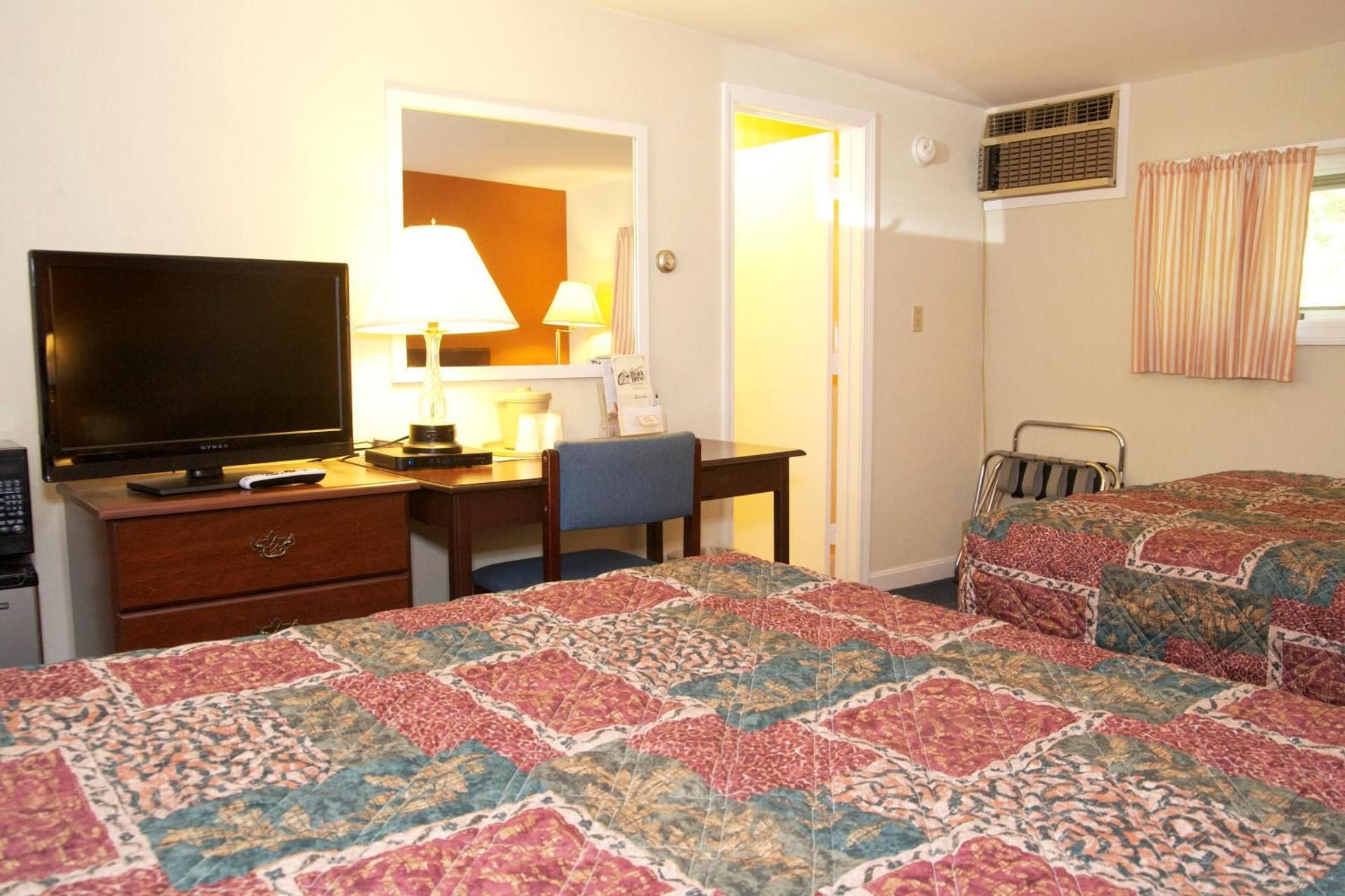 Queen Room with Two Queen Beds