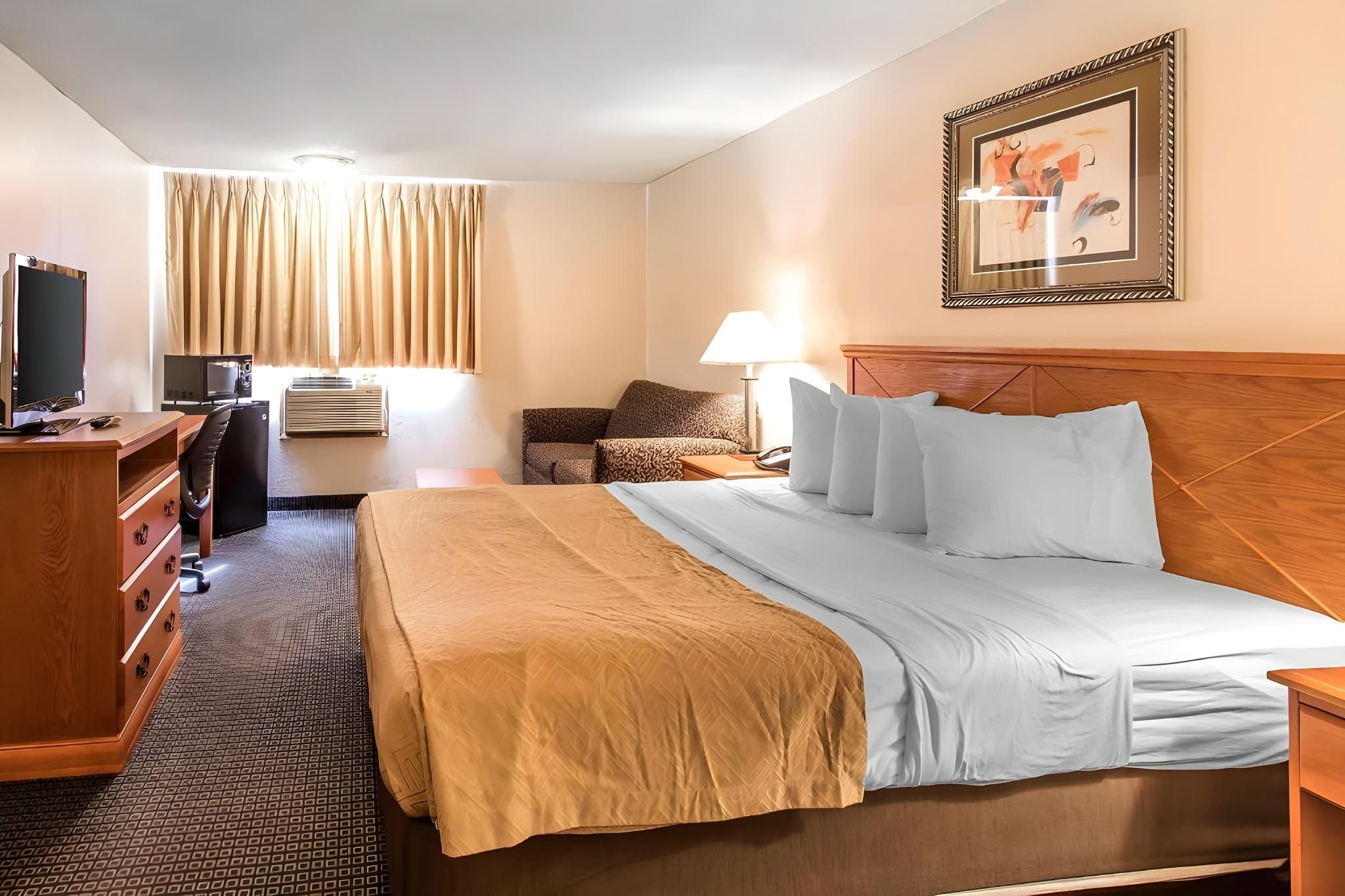 King Room - Accessible/Non-Smoking