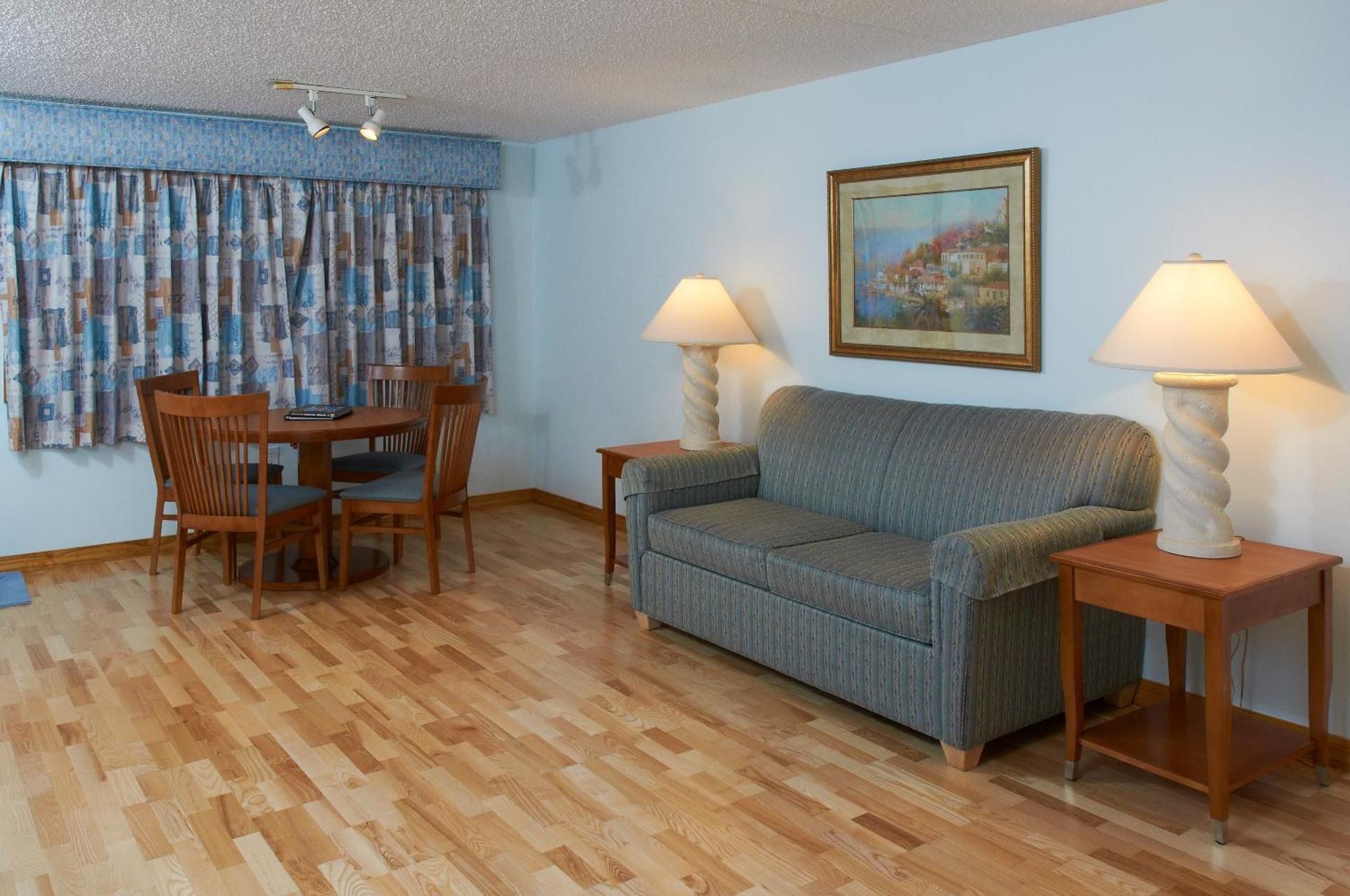 Two-Room Ultra Luxury Suite 
