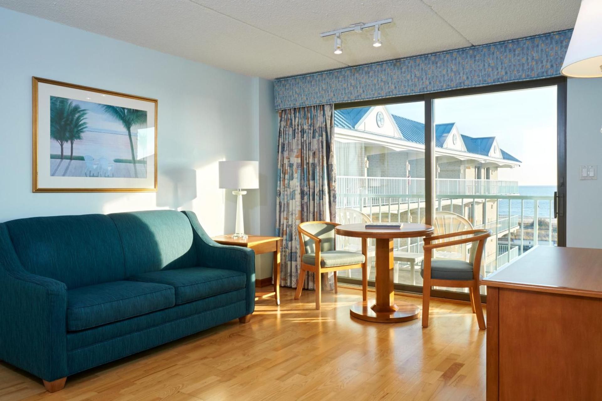 TWO-ROOM ROYAL OCEANFRONT SUITE