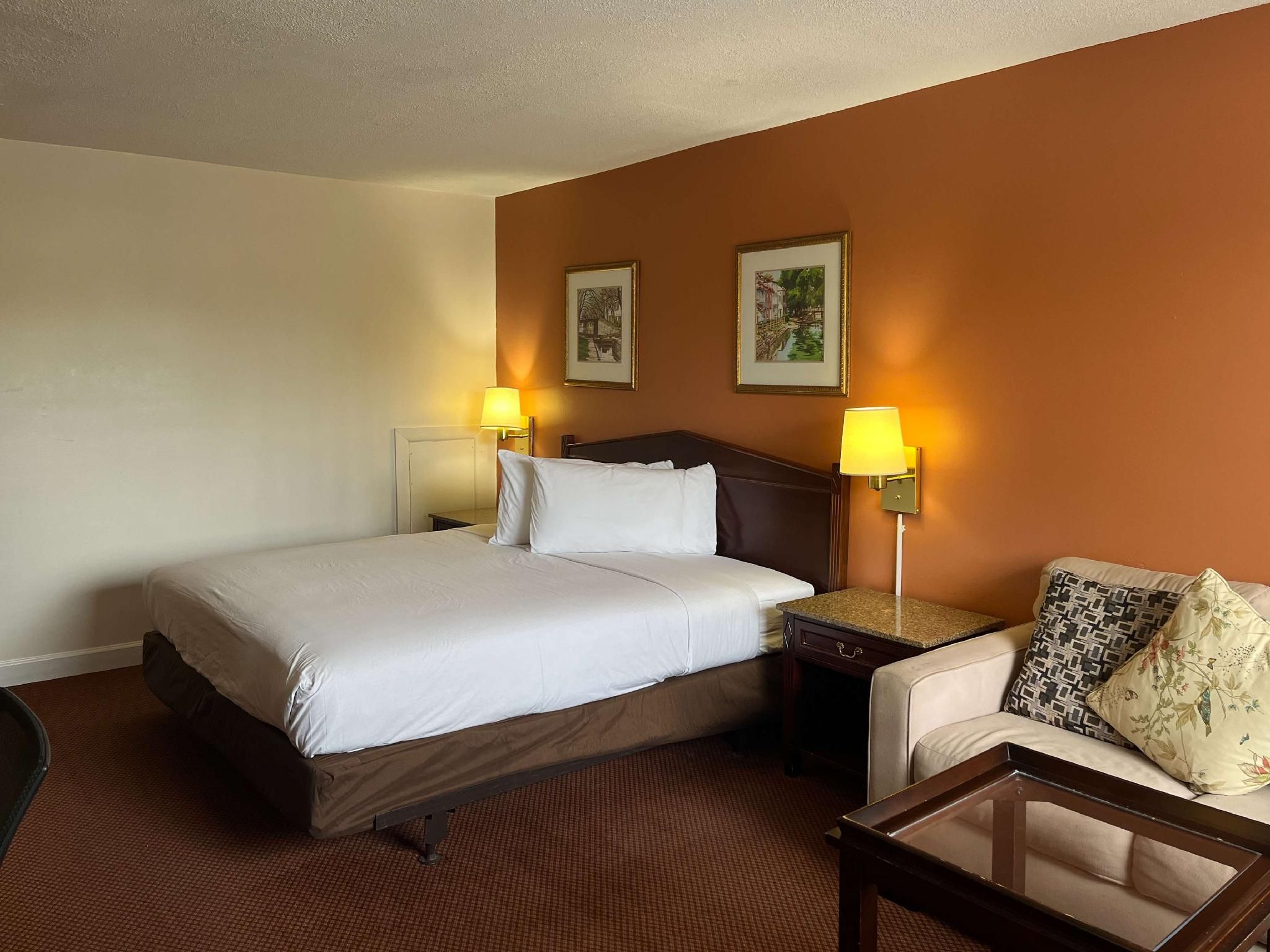 Motel 6 Culpeper, VA 1 King Bed | Smoking, Micfridge