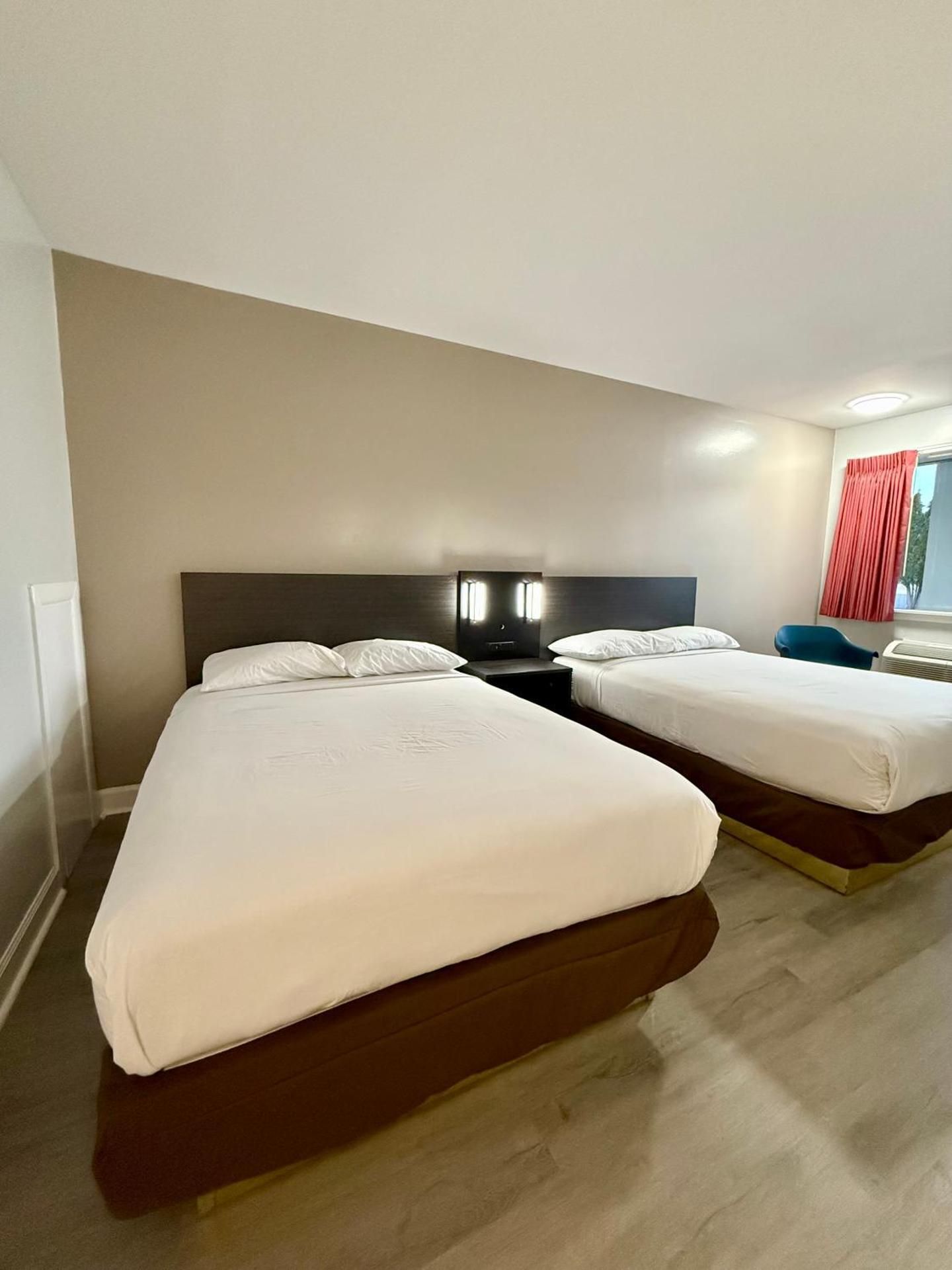 Room with Two Double Beds - Smoking