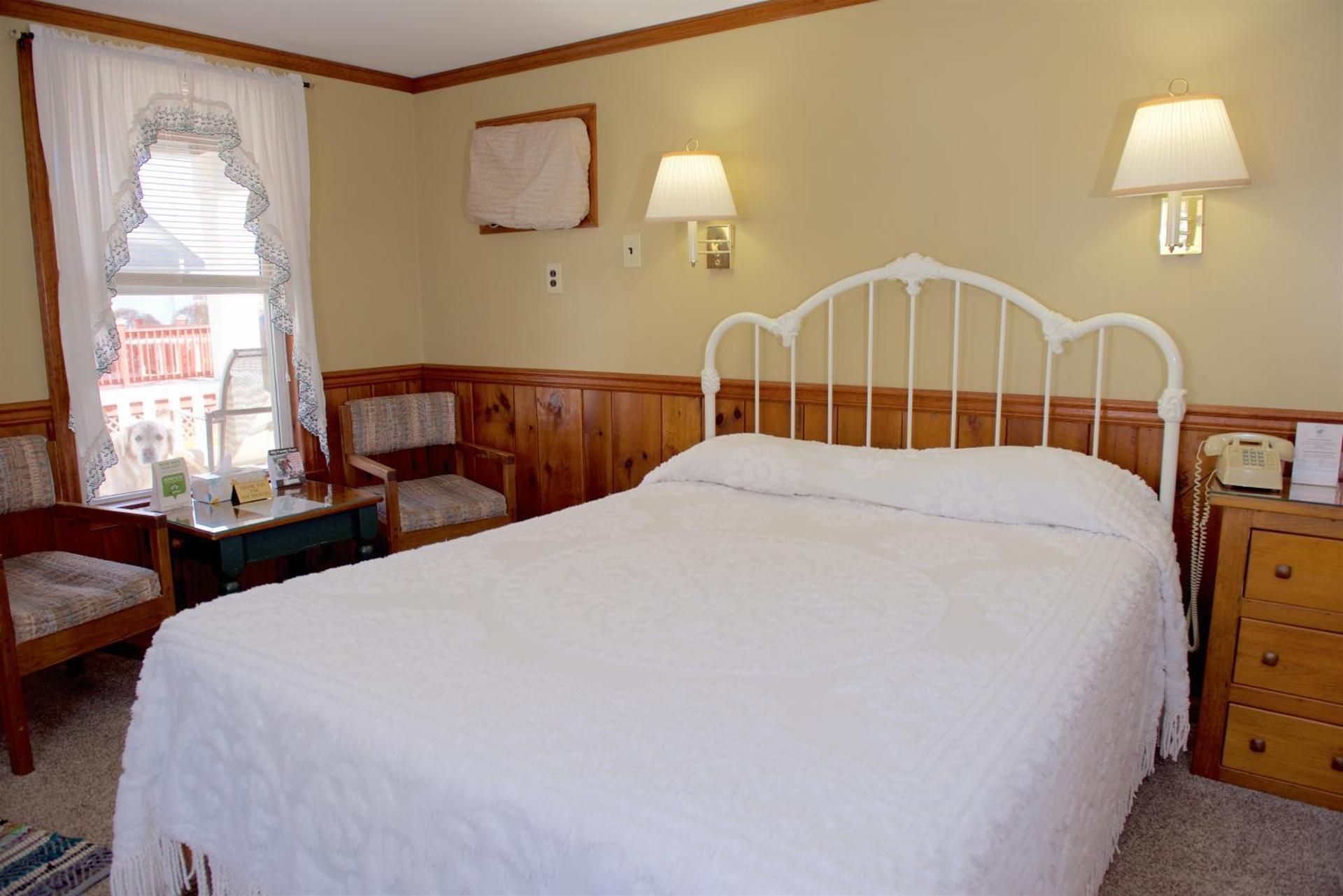 Queen Room