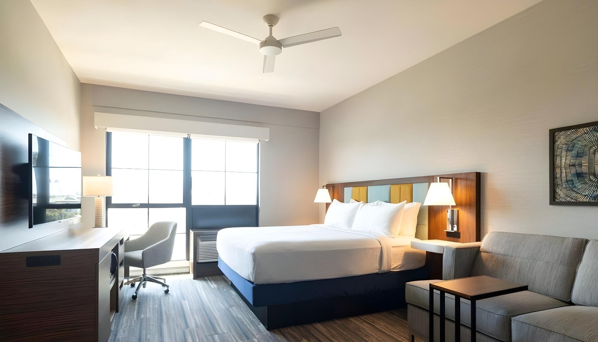 1 KING BED WITH SOFABED