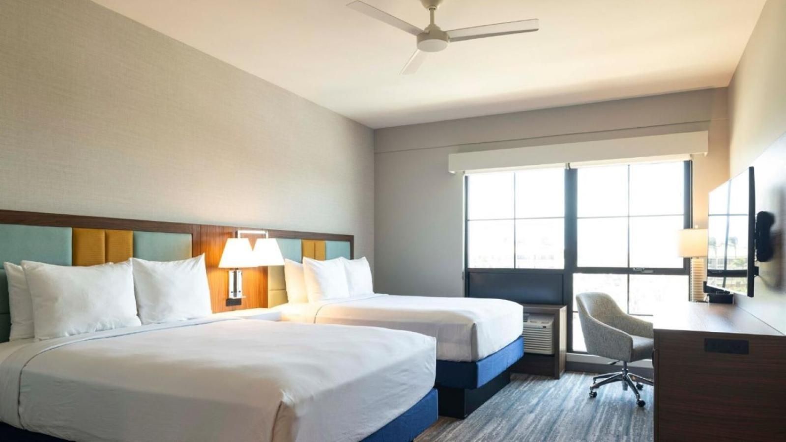 2 QUEEN BEDS OCEAN VIEW HEARING ACCESSIBLE