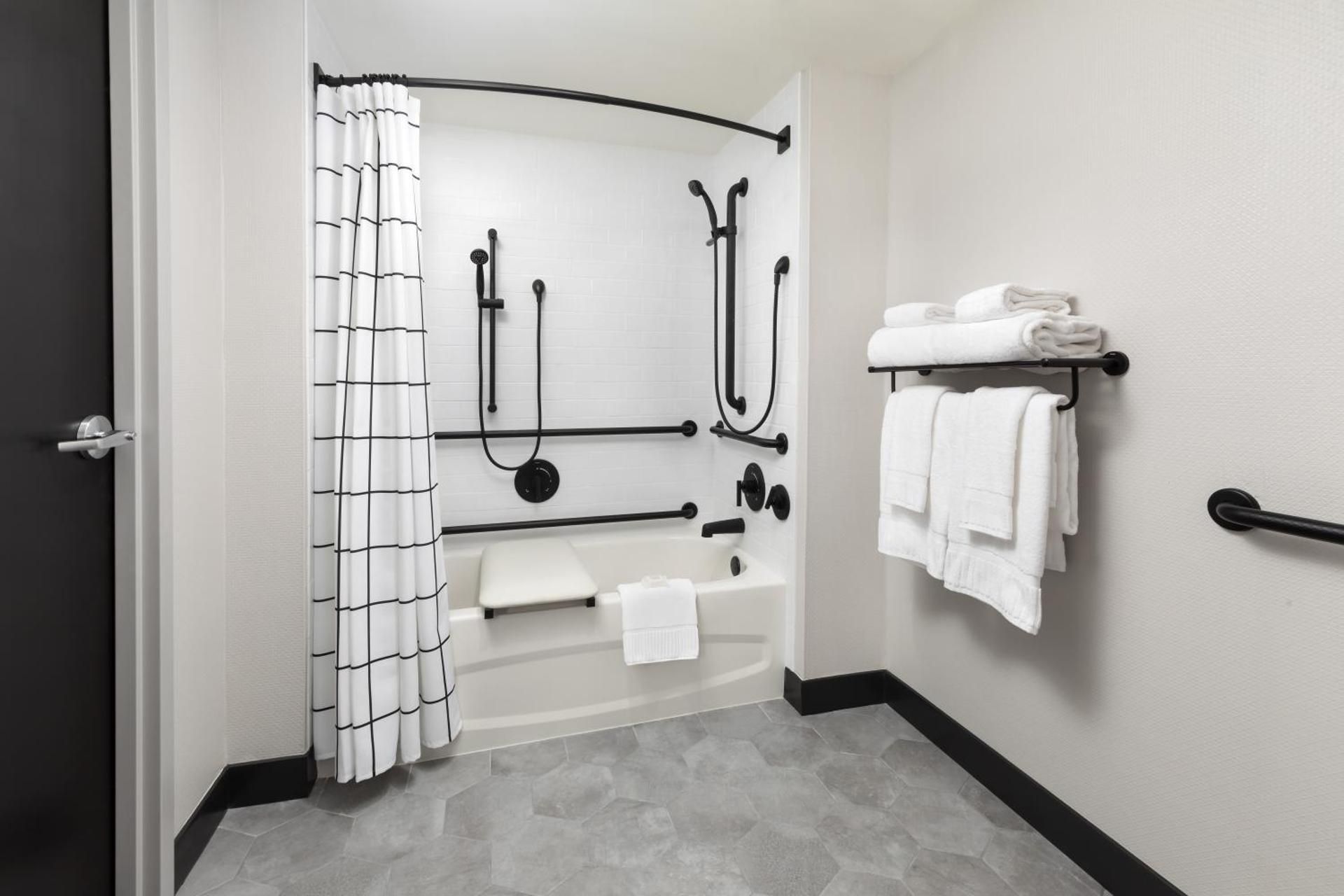 One-Bedroom Two Queen Accessible 