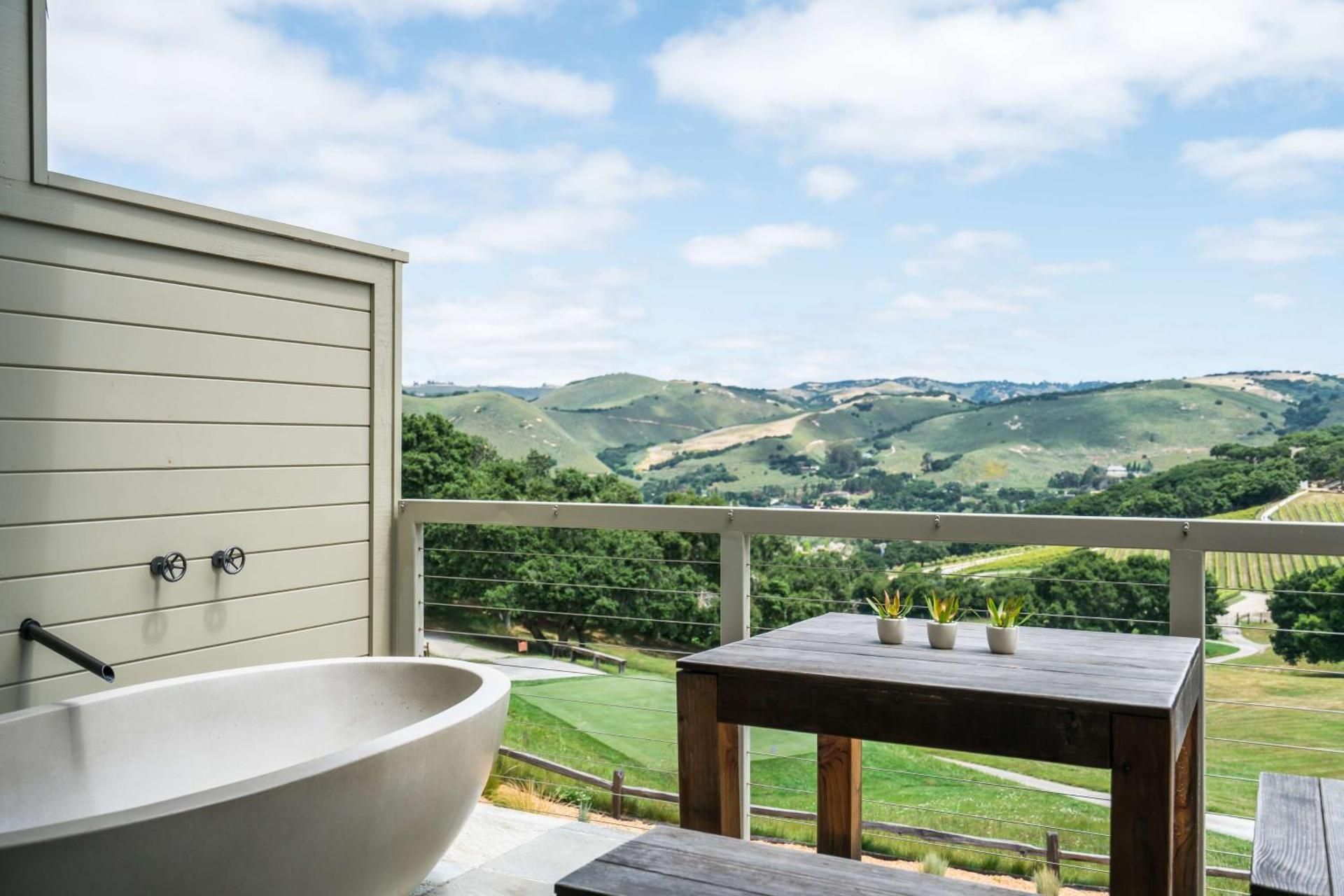 King Suite with Outdoor Tub