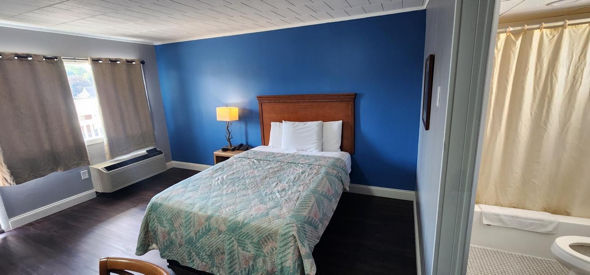 Budget Inn Horseheads Queen Room 3