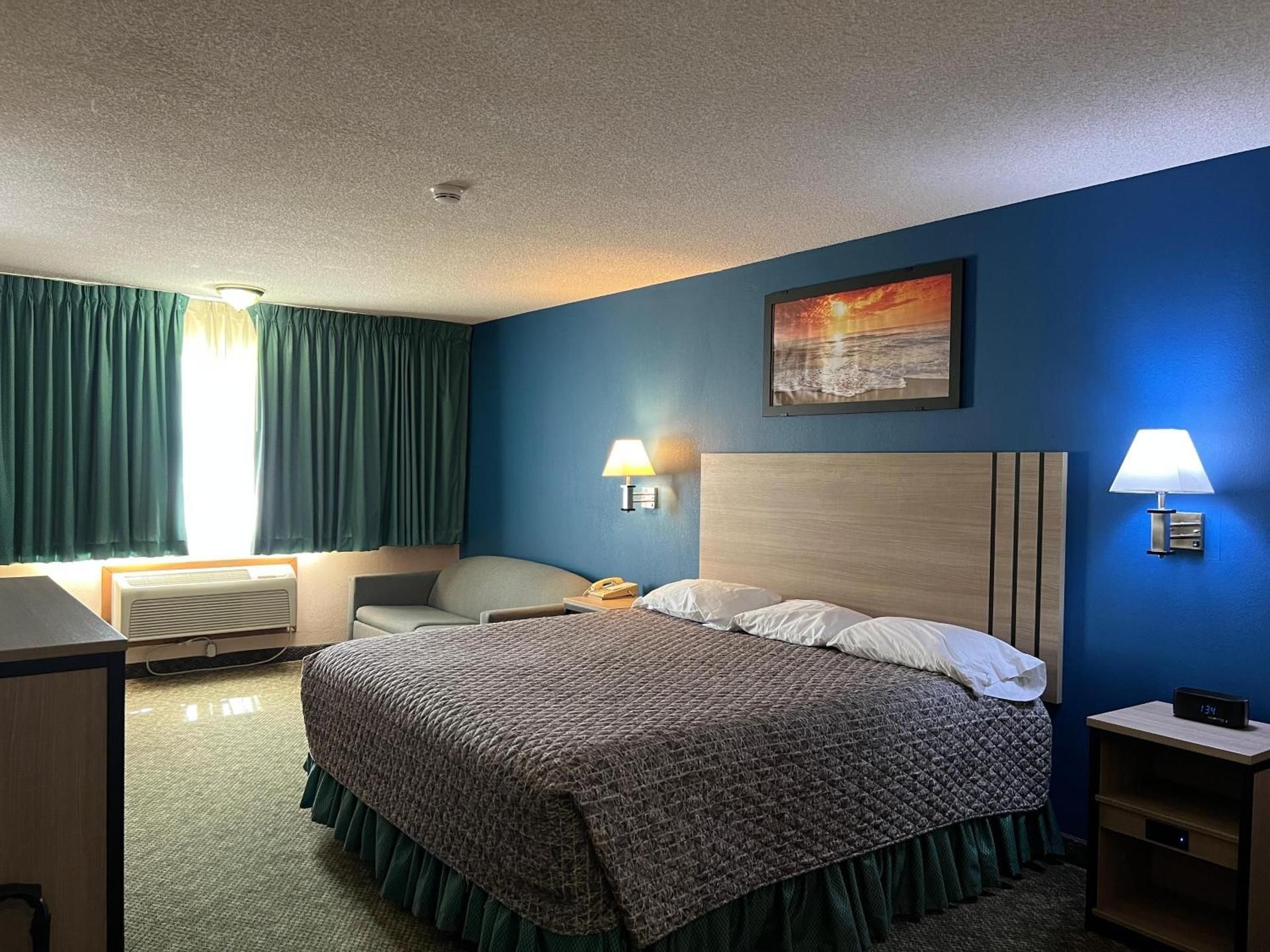 Deluxe King Room