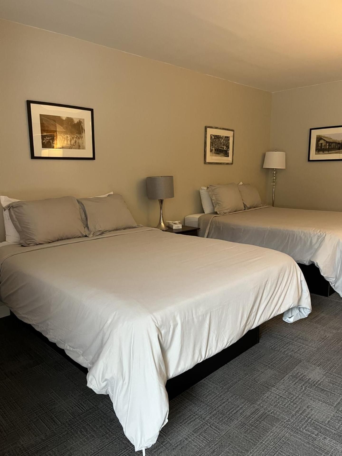 Mountain Creek Tavern Queen Room 2