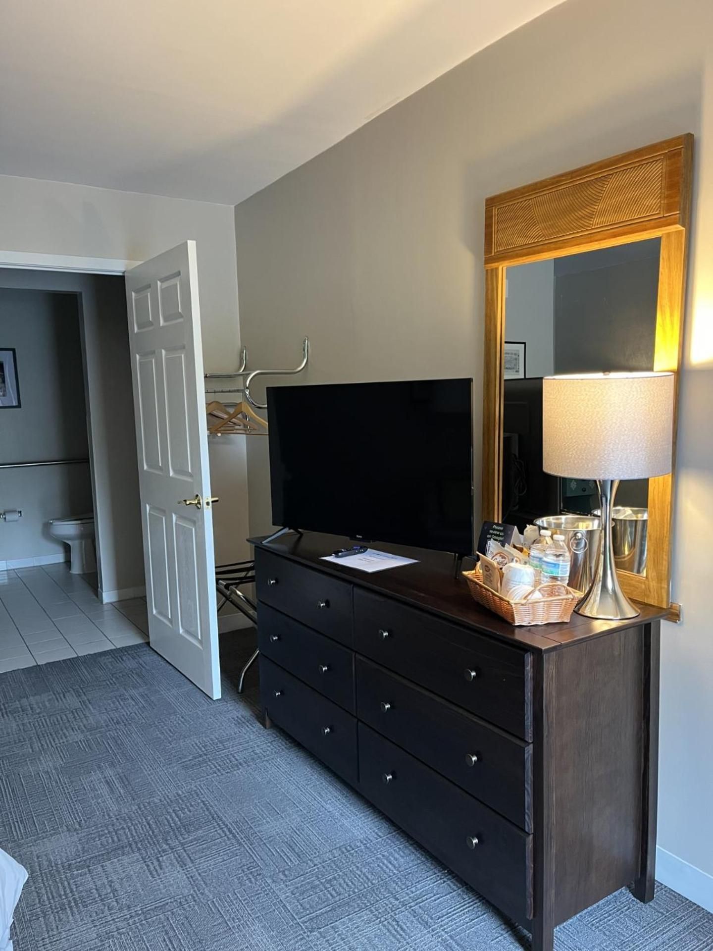 Queen Room - Disability Access