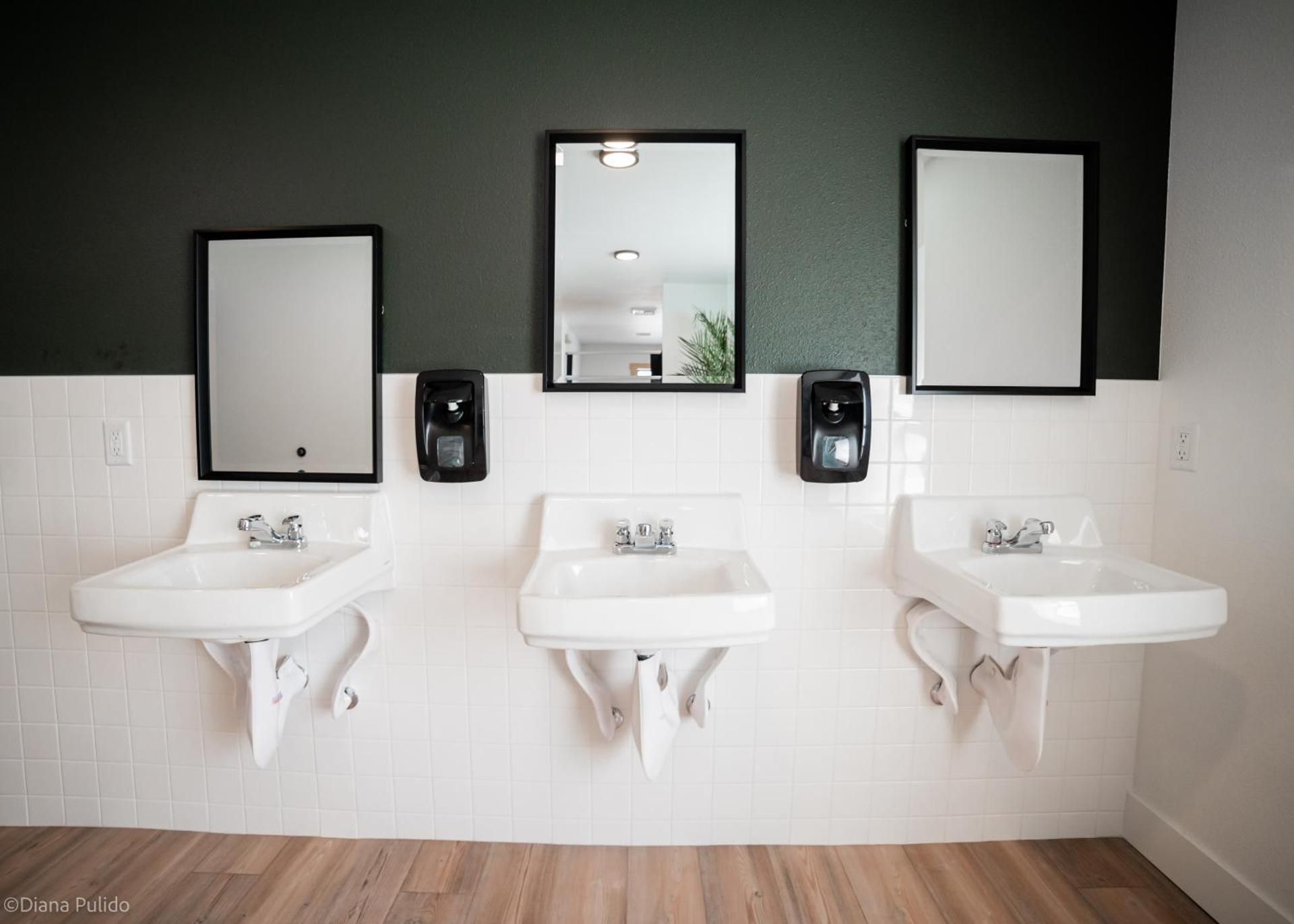 Economy Quadruple Room with Shared Bathroom
