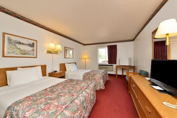 2 Queen Beds Non-Smoking
