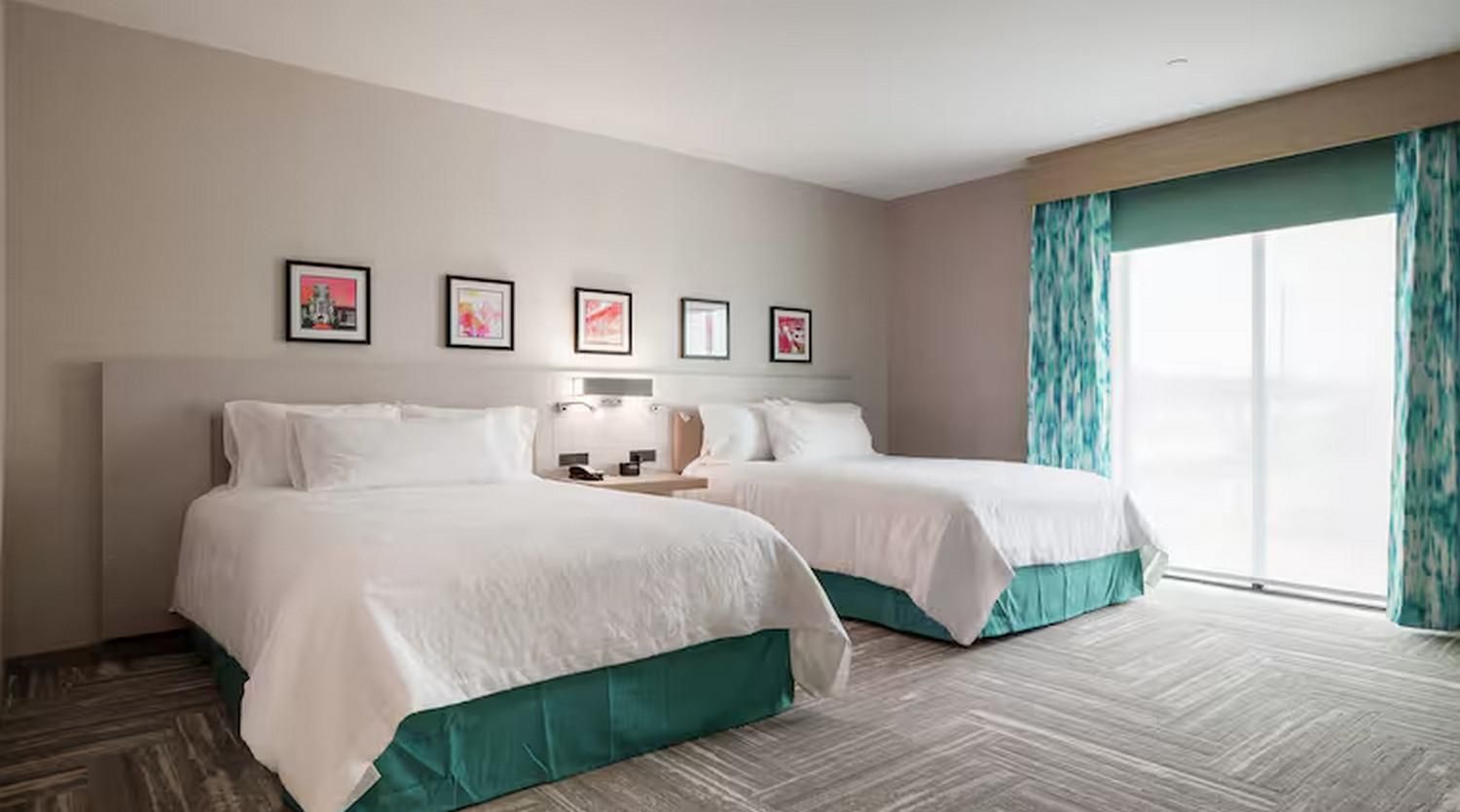 2 Queen Hearing Accessible Room Space View