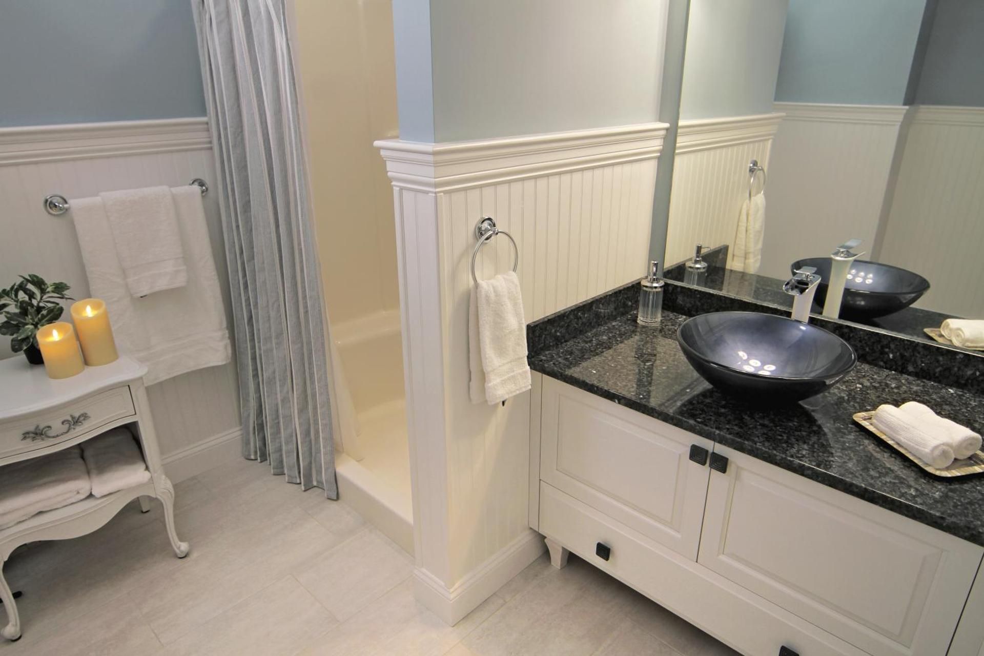 1st Floor Private Entrance King Guestroom