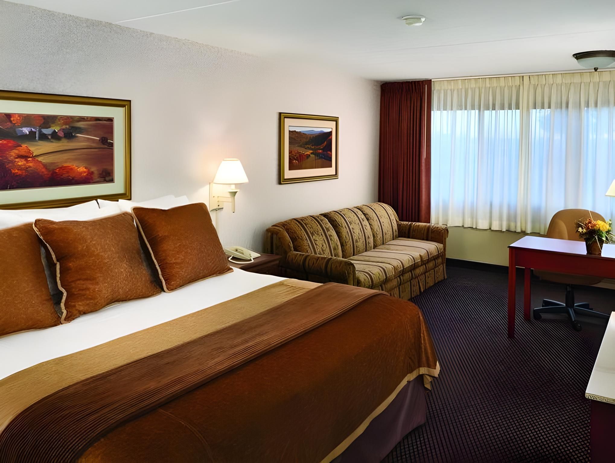 Queen Room with Two Queen Beds - Disability Access