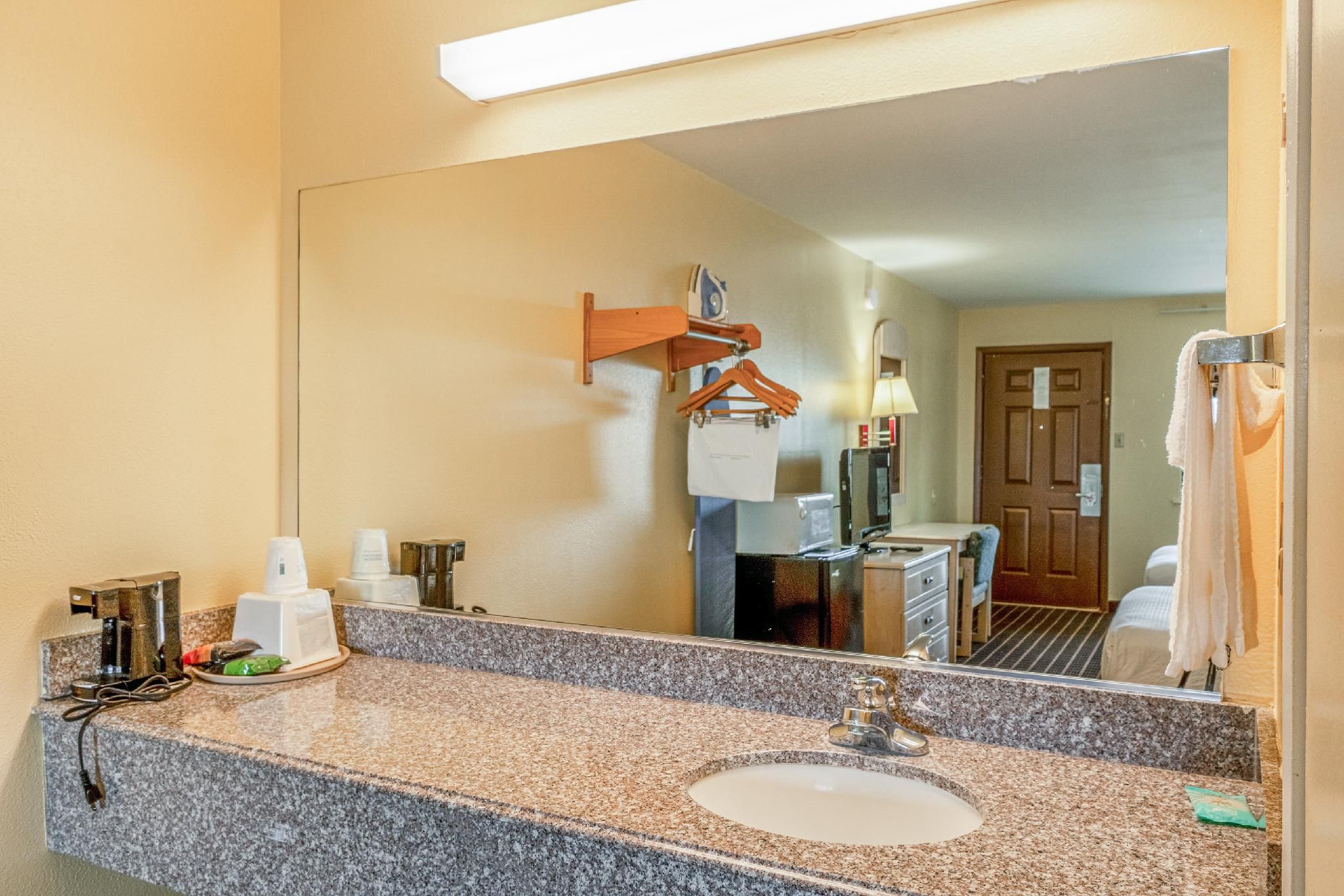 Shale inn Andrews 2 Queen Beds Non-Smoking 3