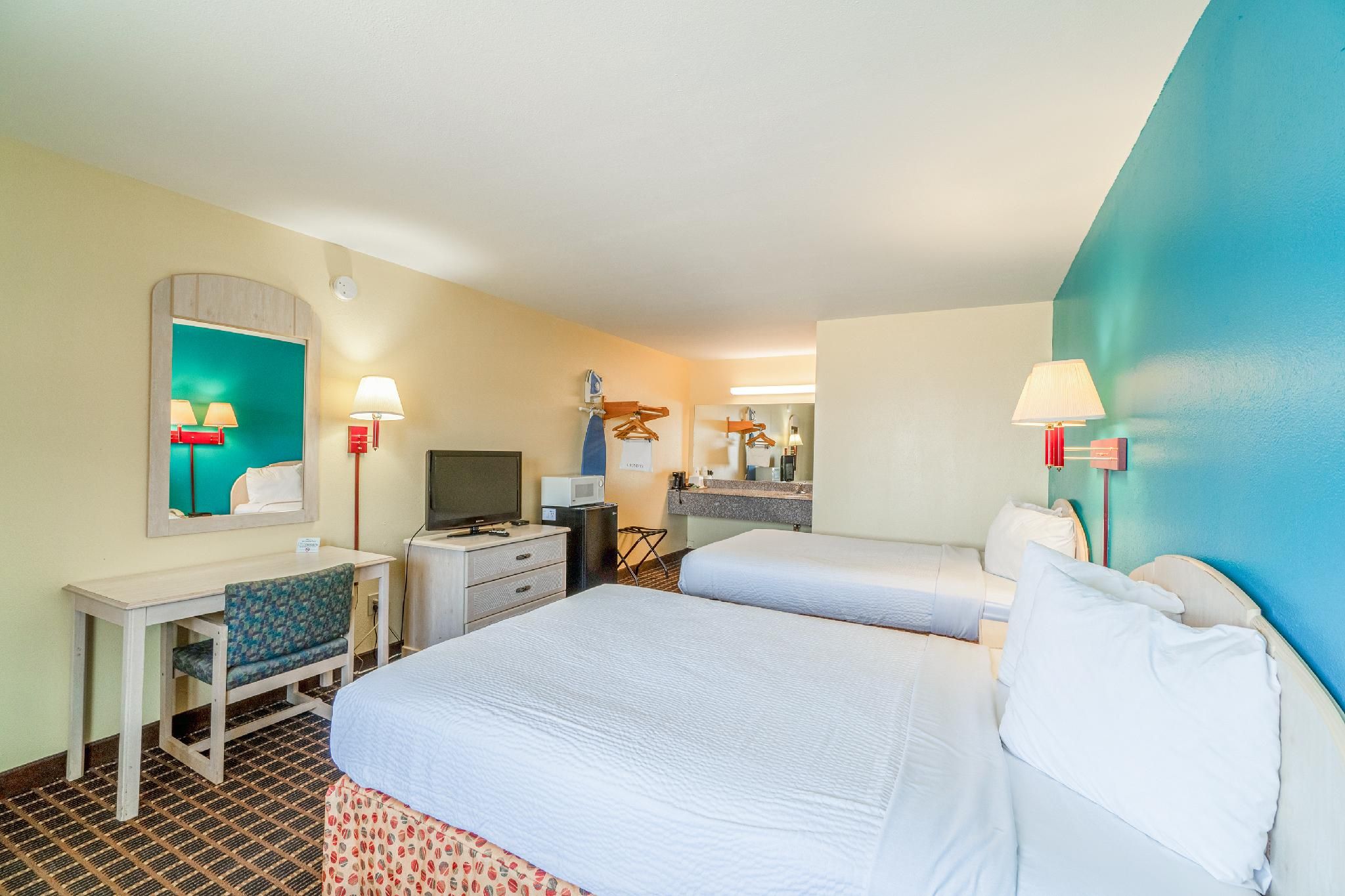 Shale inn Andrews 2 Queen Beds Non-Smoking 2