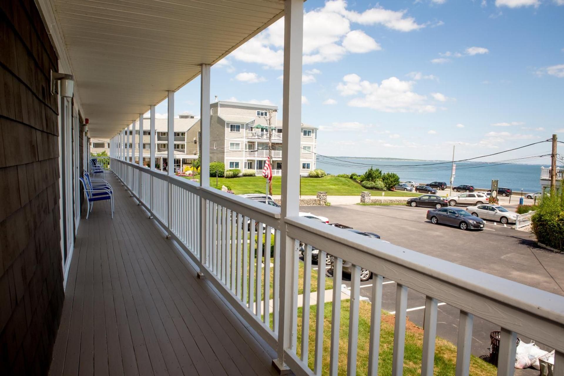 Balcony King