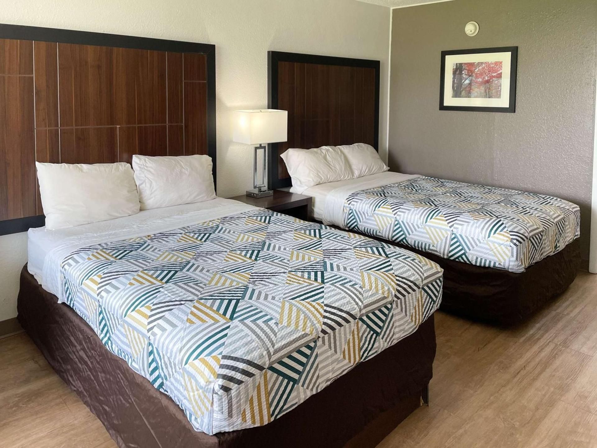 2 Full Beds | Non-Smoking