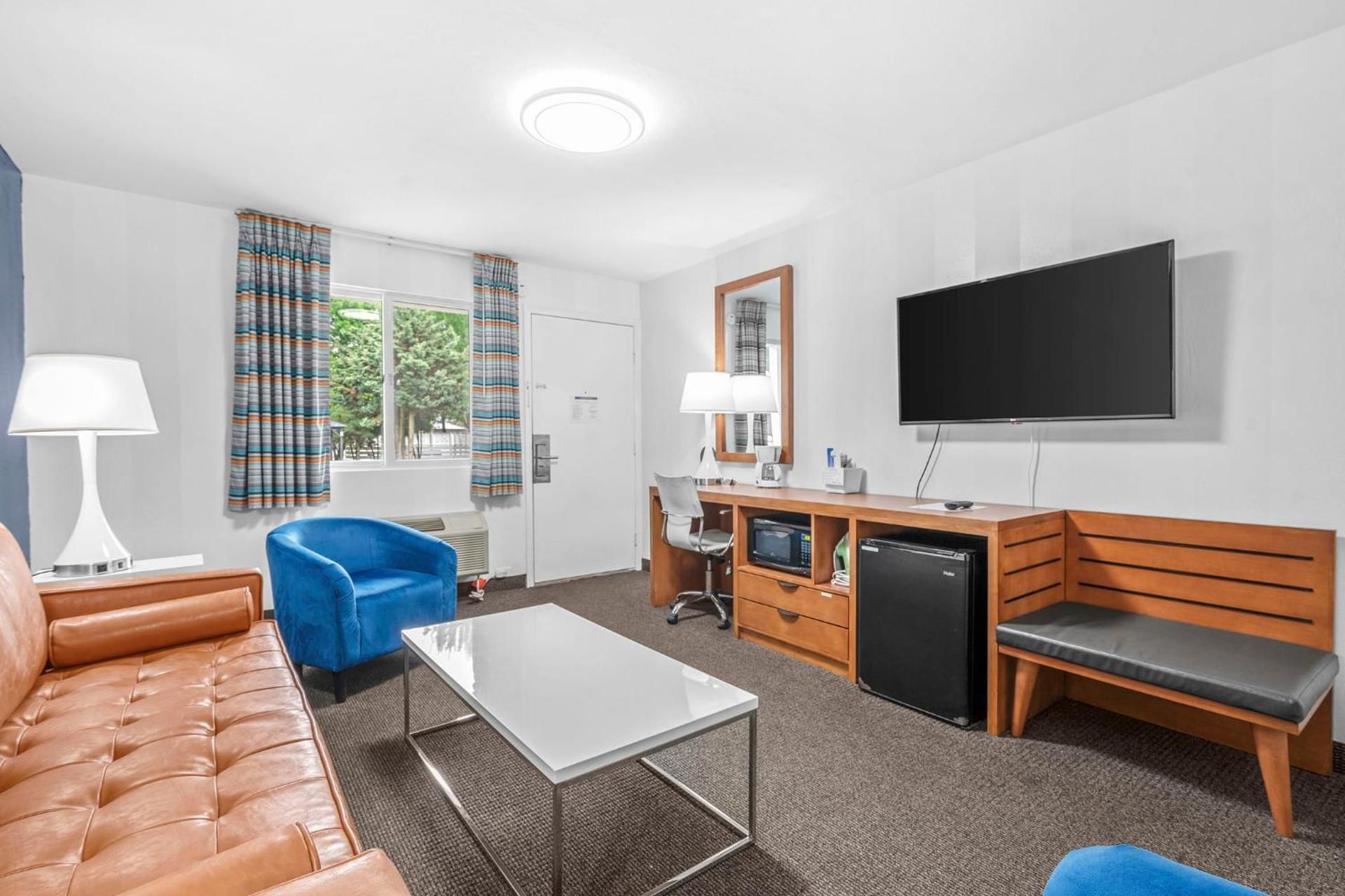 Starlite Resort Junior Suite 2